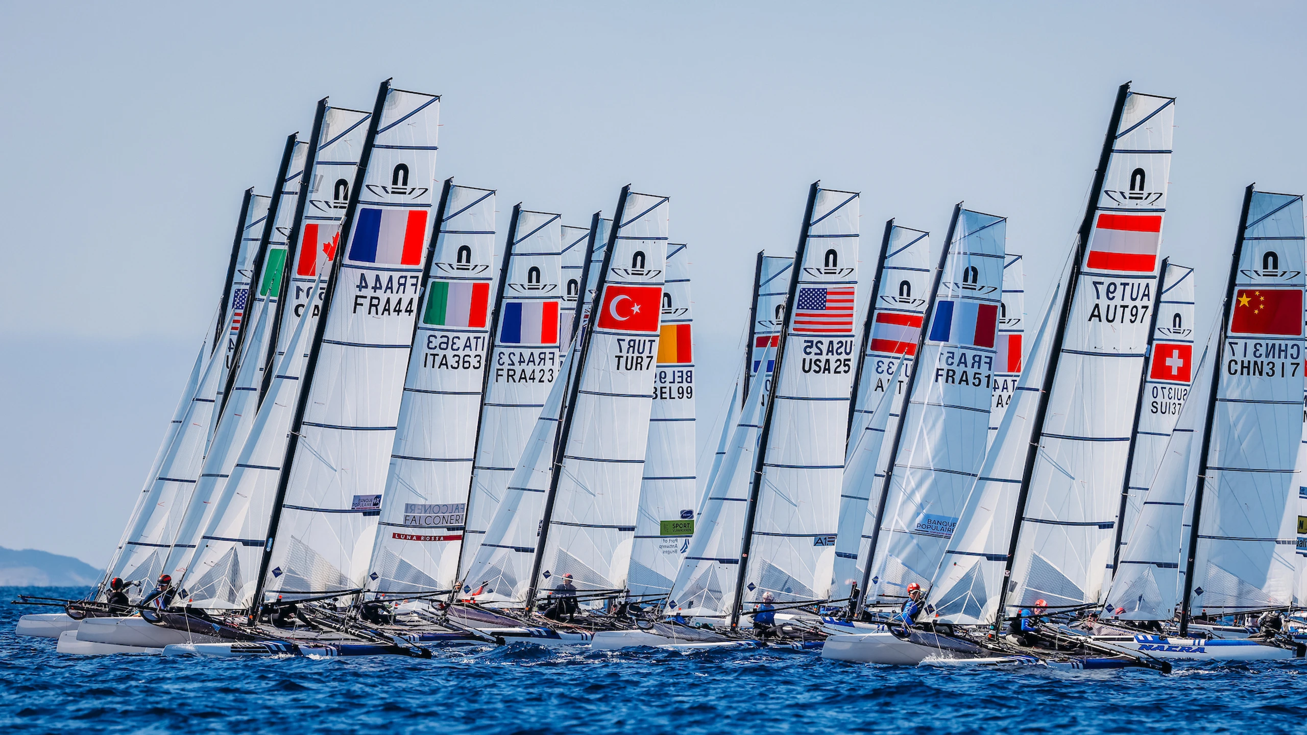 OeSV-Nationalteam: Fordernde Leichtwindbedingungen in Hyeres