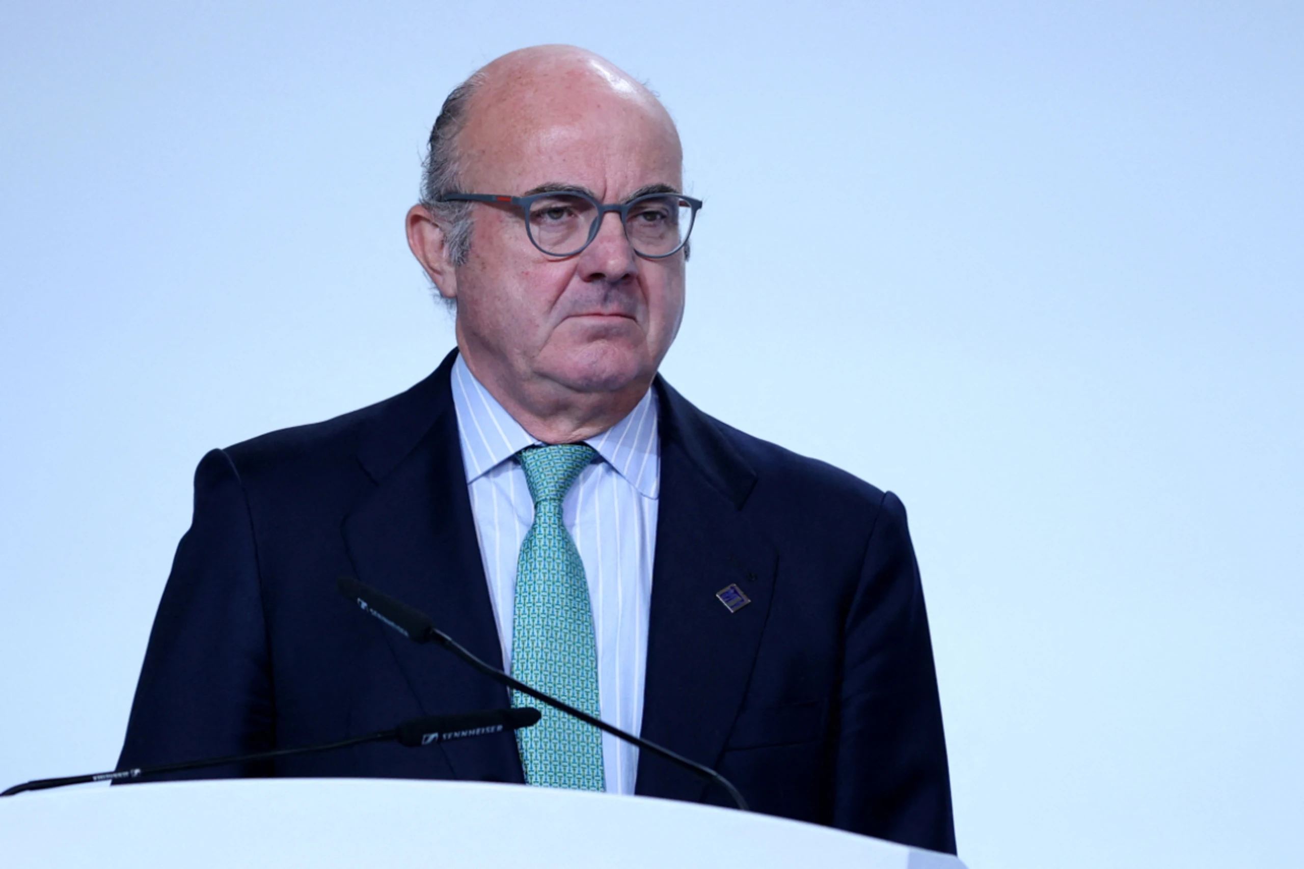 De Guindos: "Kühlen Kopf bewahren"