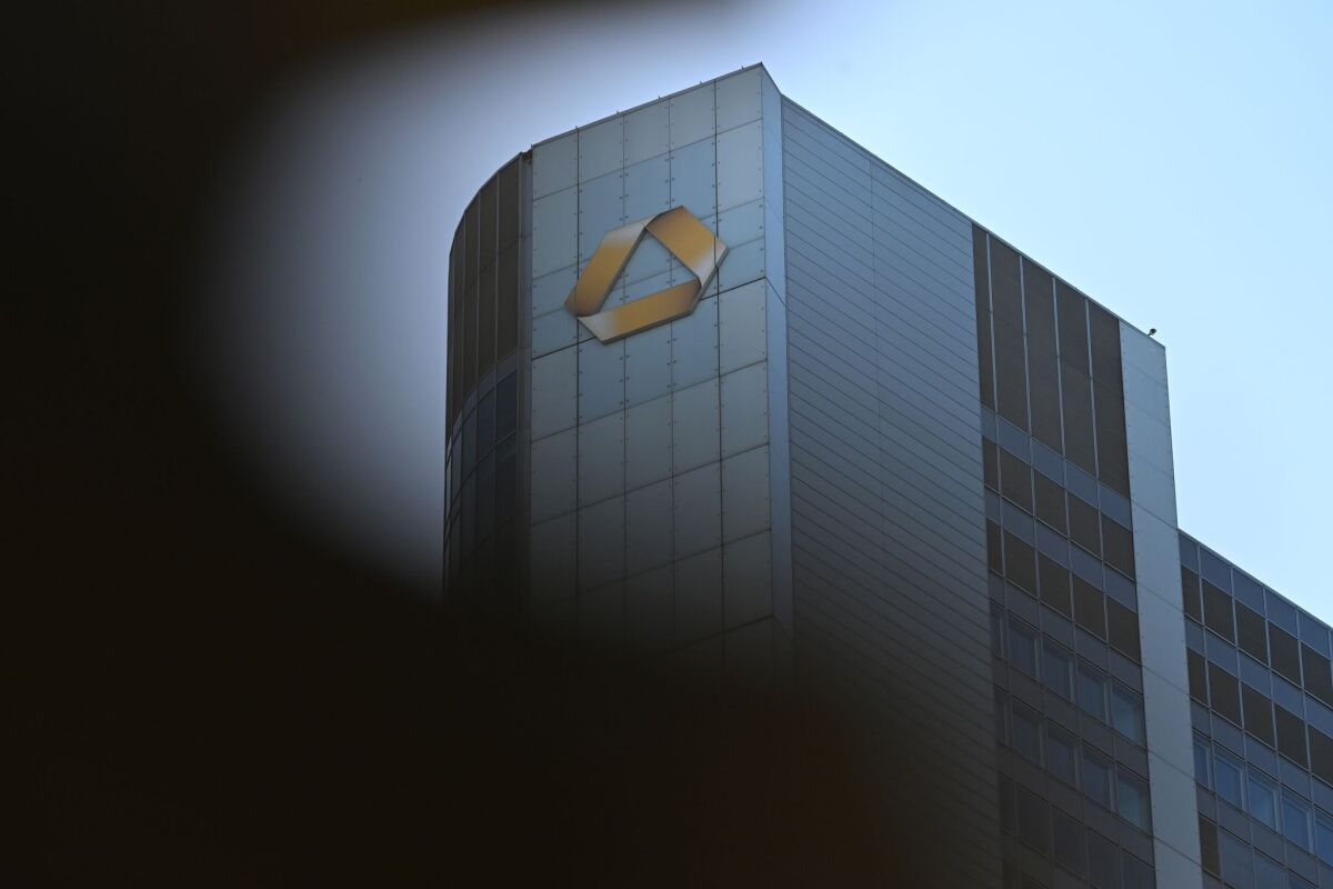 Vorstandschef Andrea Orcel will die 30-Prozent-Hürde überschreiten