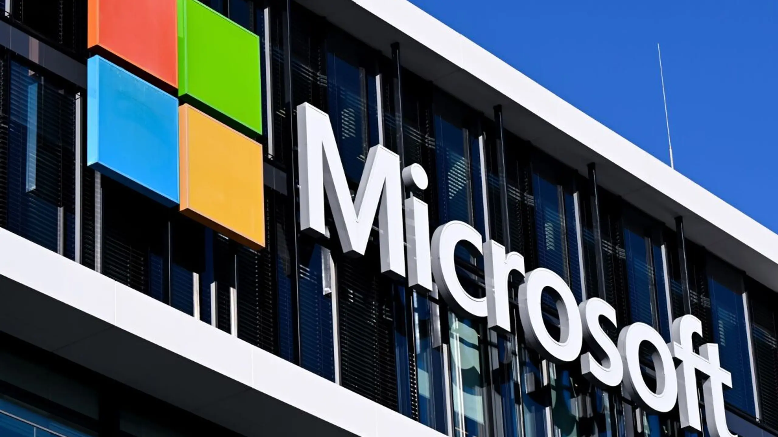 ++ ARCHIVBILD ++ Für Ebene des Senior Director und darunter