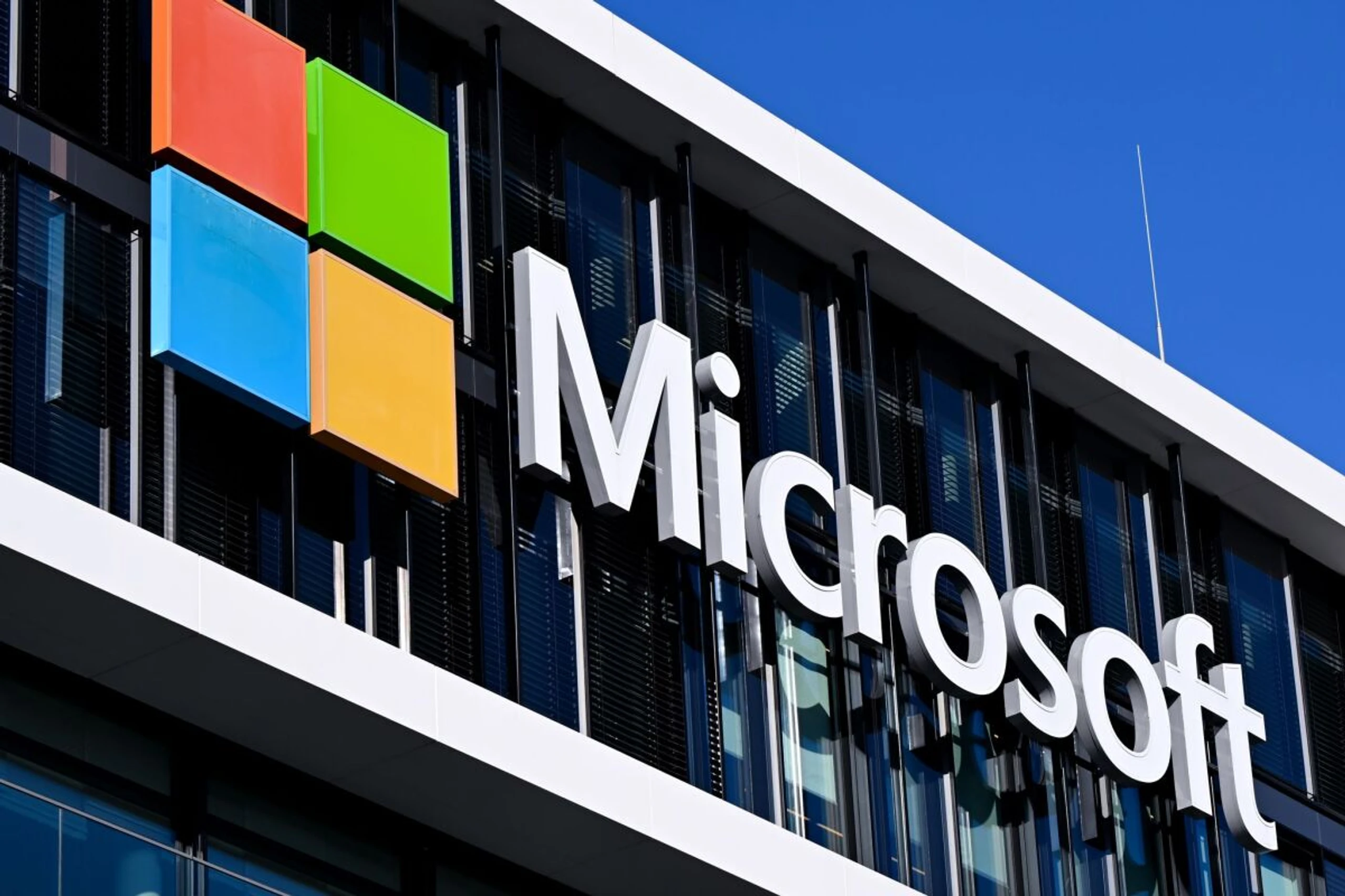 ++ ARCHIVBILD ++ Für Ebene des Senior Director und darunter