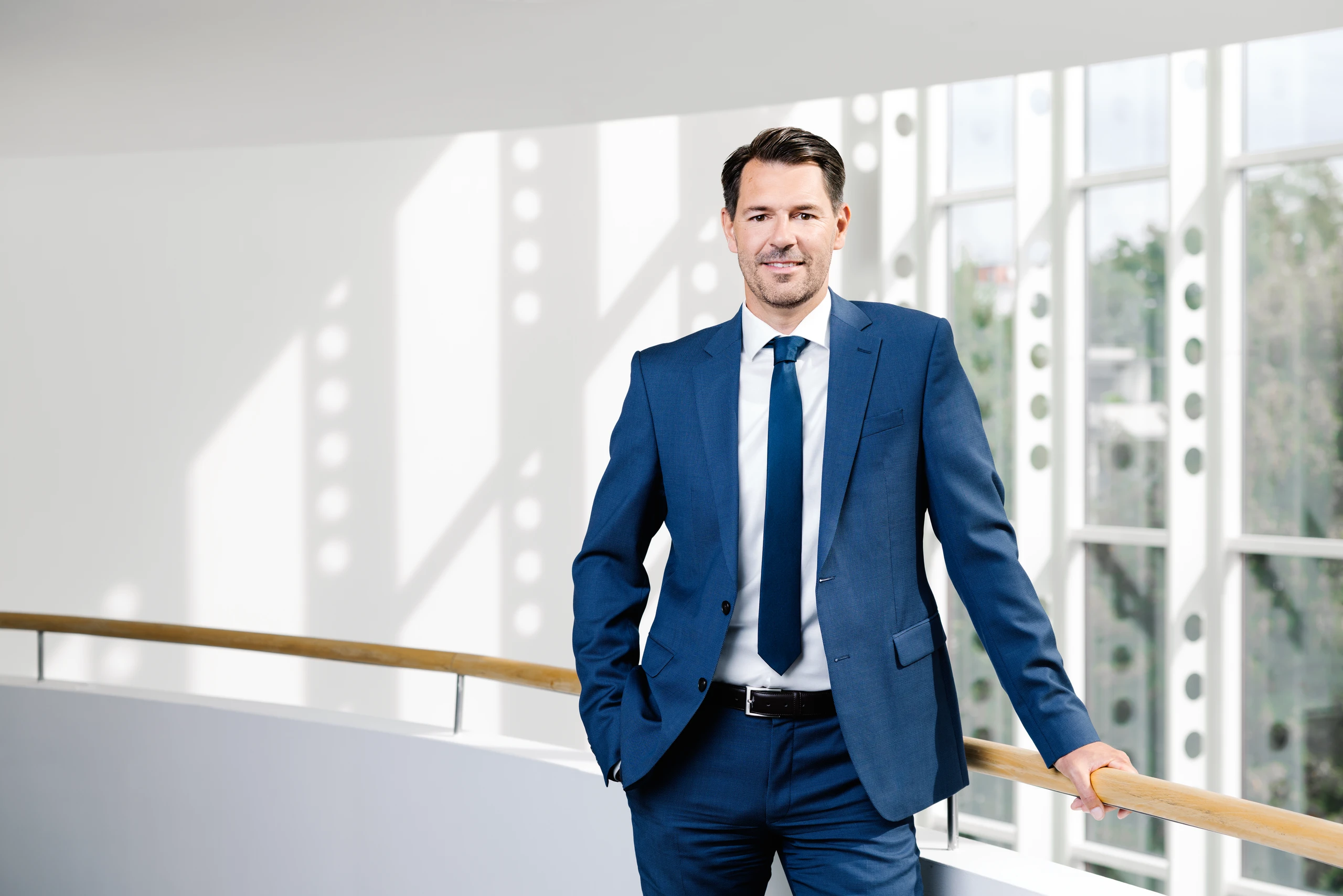 © Michael Schulte Blurred image background