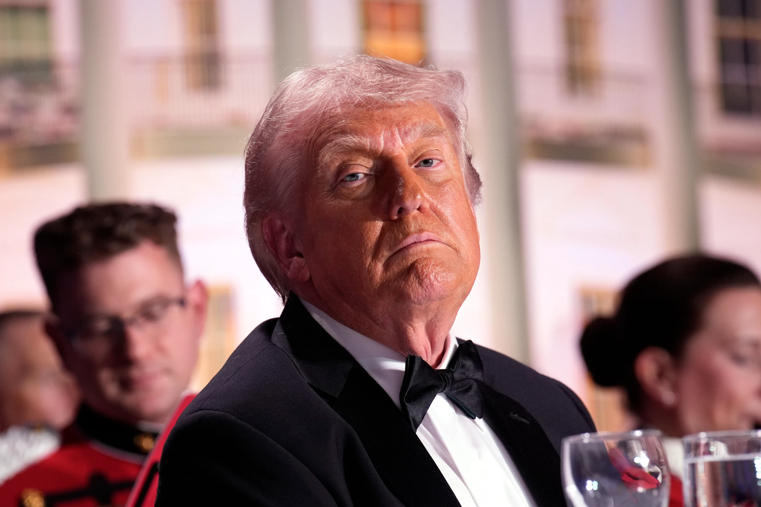Schüsse bei Trump-Dinner: Sicherheitskonzept im Fokus