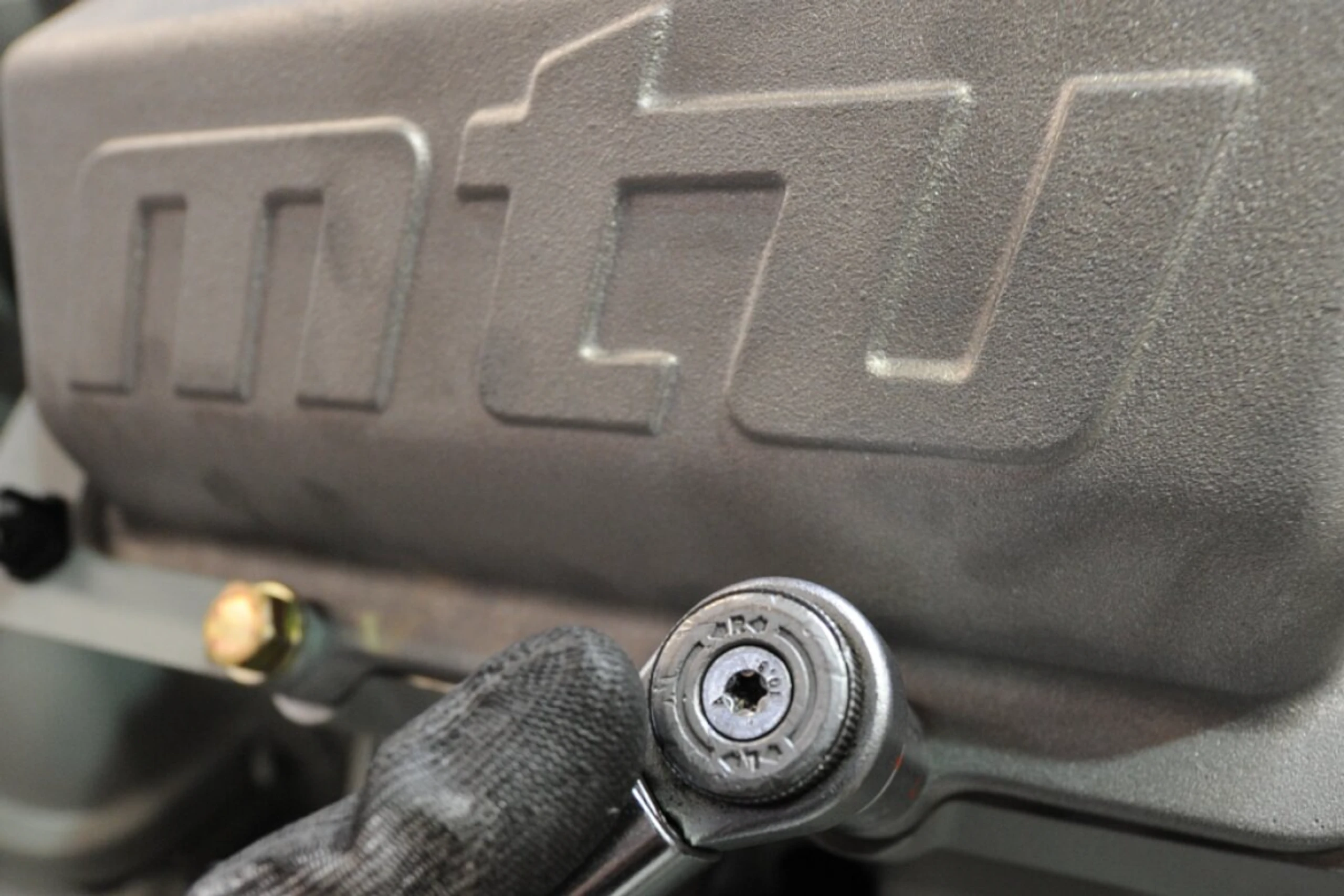 Operatives Ergebnis (EBIT) legte um 6 % auf 320 Mio. Euro zu