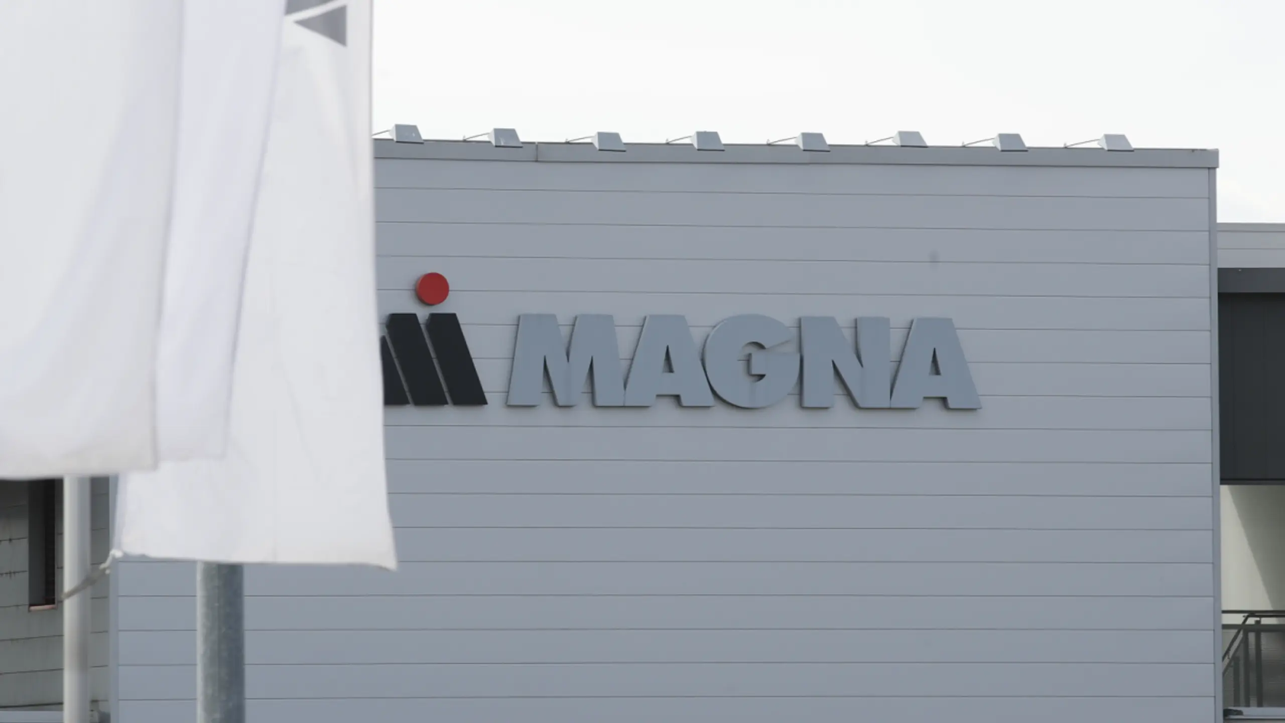 In Magna Steyr in Graz werden Komplettfahrzeuge assembliert