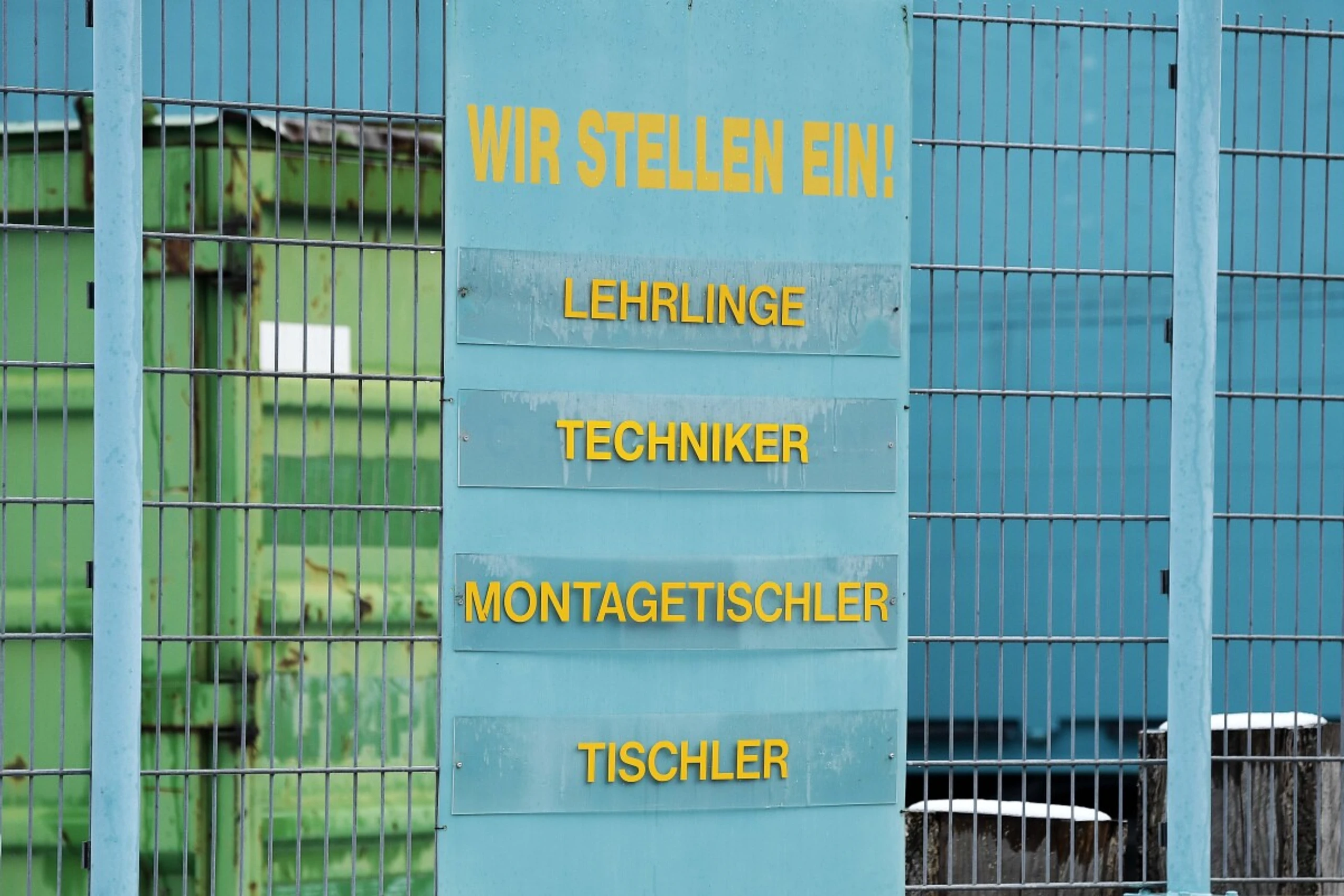 Es wird weniger Personal gesucht