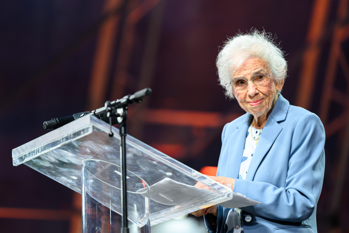 Zeitzeugin Lucy Waldstein fordert Kampf gegen Faschismus