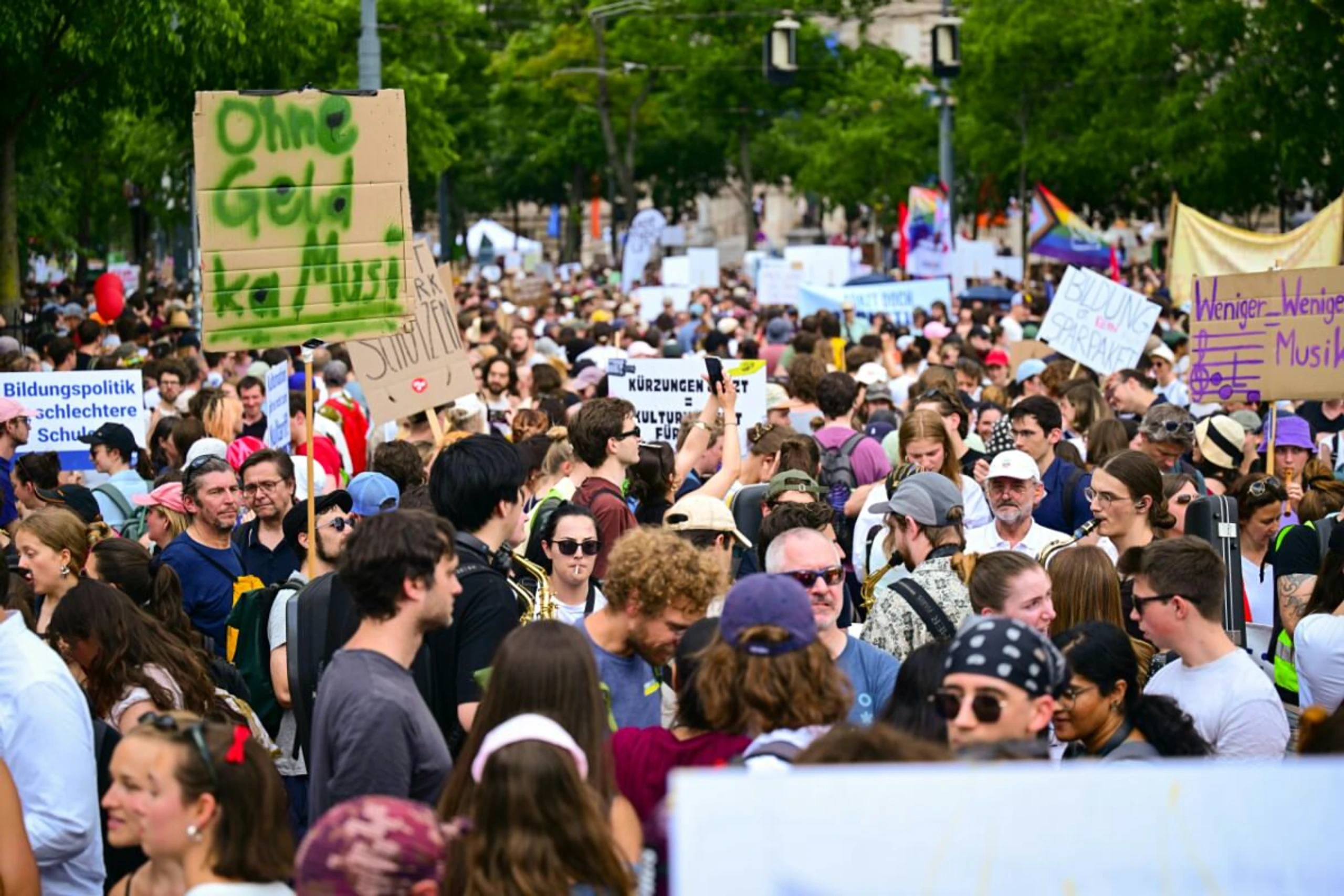 Nach der Großdemo in Wien wird auch in den Bundesländern demonstriert