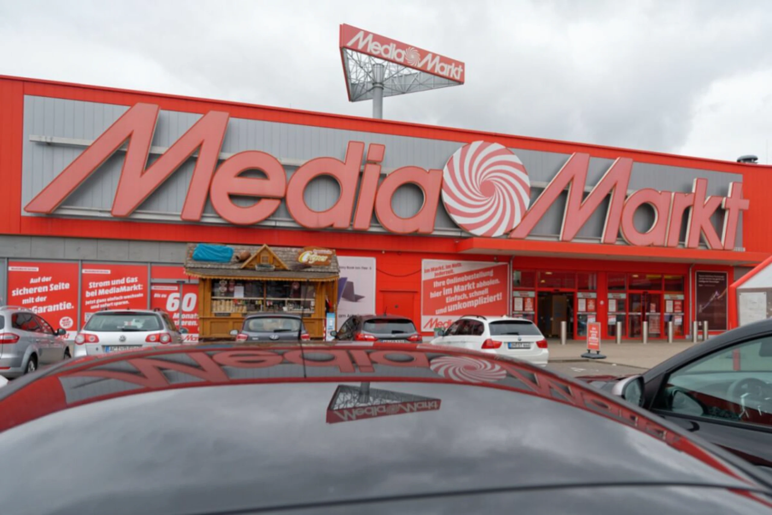 ++ ARCHIVBILD ++ Chinesischer E-Commerce-Riese JD.com will MediaMarkt-Mutter übernehmen