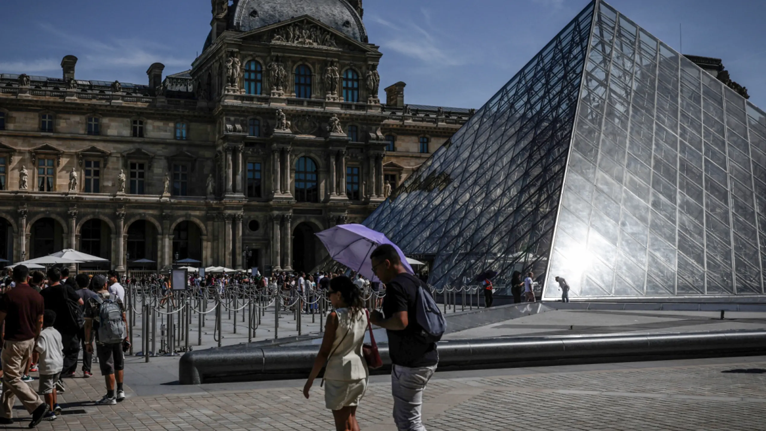 © AFP, STEPHANE DE SAKUTIN, Apa Wirtschaft in Frankreich überraschend geschrumpft