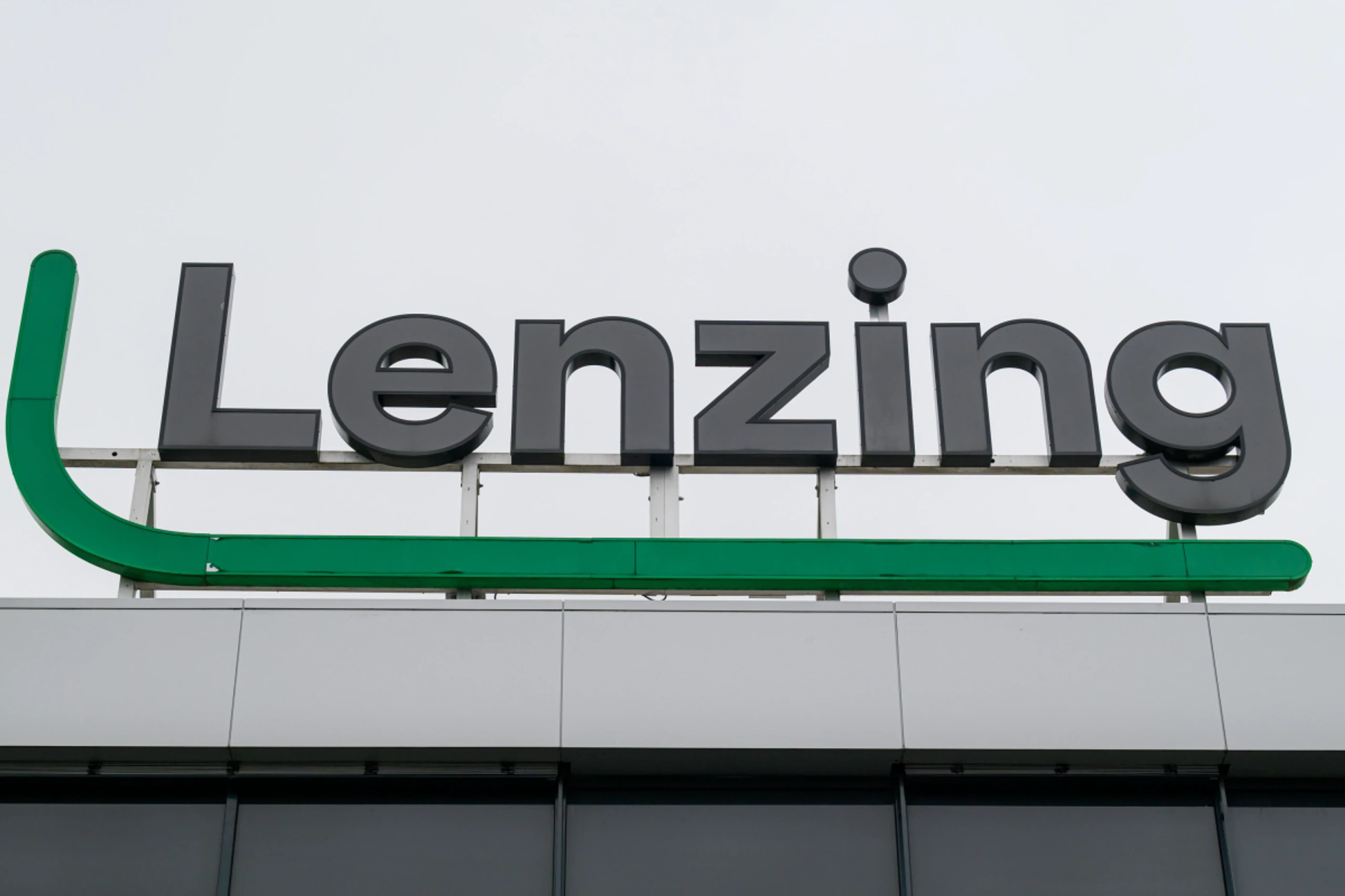 Faserhersteller Lenzing hat erneut neuen CEO