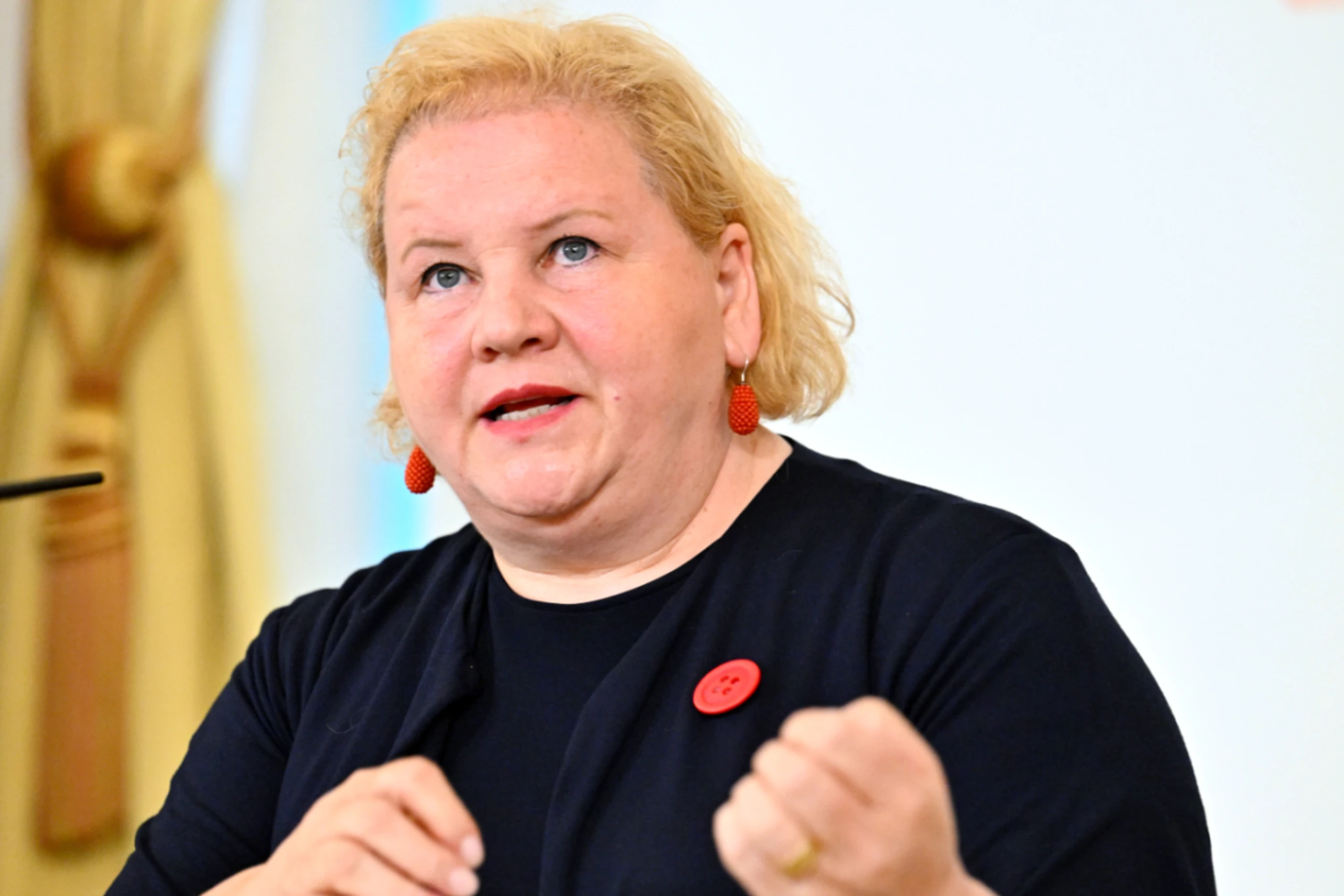Sozial-, Arbeits- und Gesundheitsministerin Schumann (SPÖ)