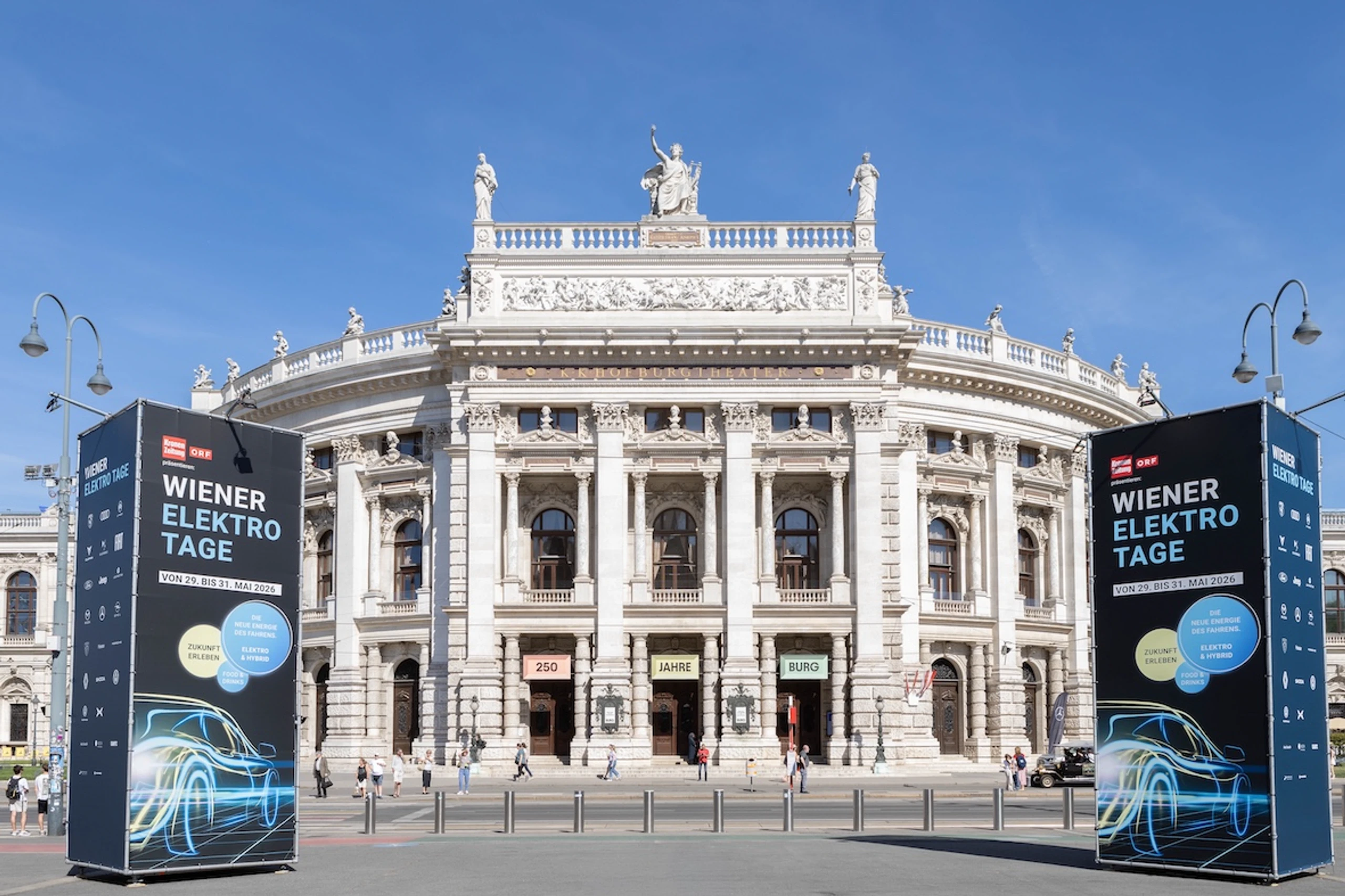 Strom statt Sprit am Rathausplatz