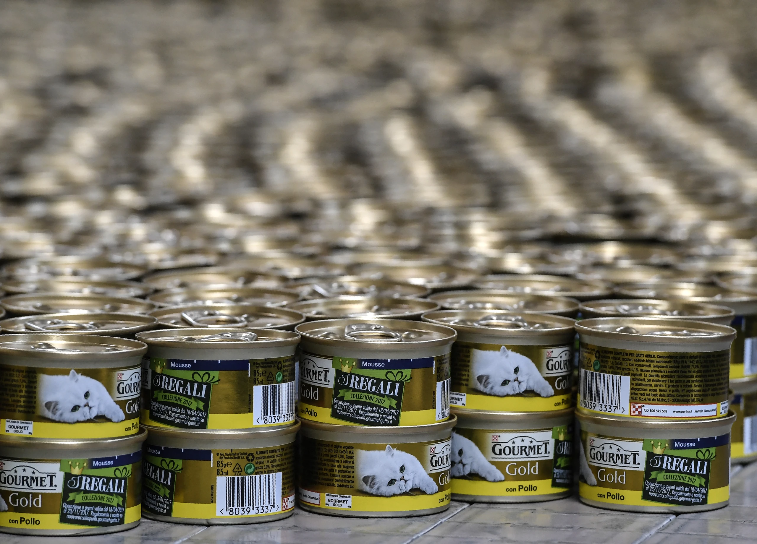 Nestlé: Katzenfutter statt Babynahrung