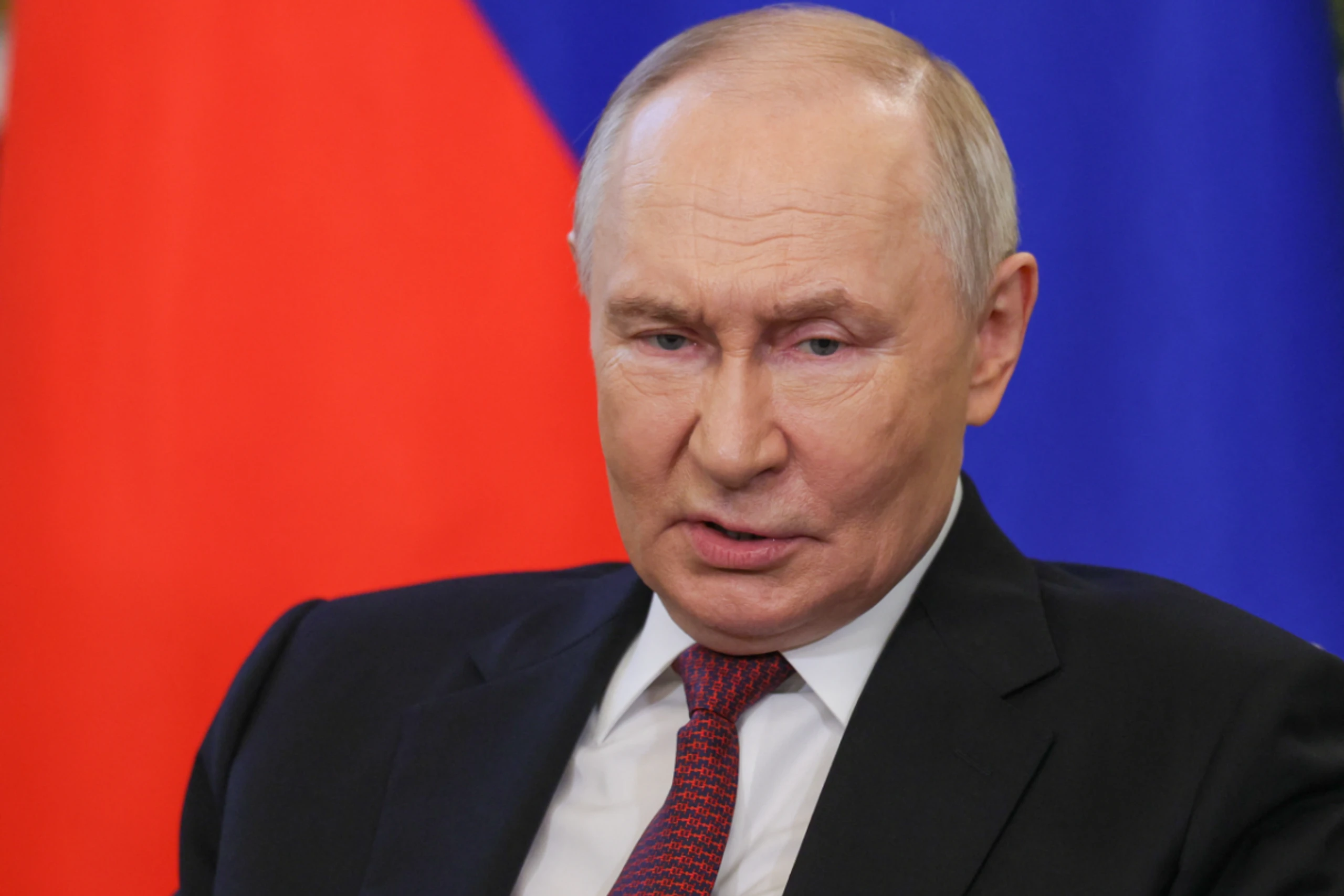 Russischer Präsident stellt sich der Presse