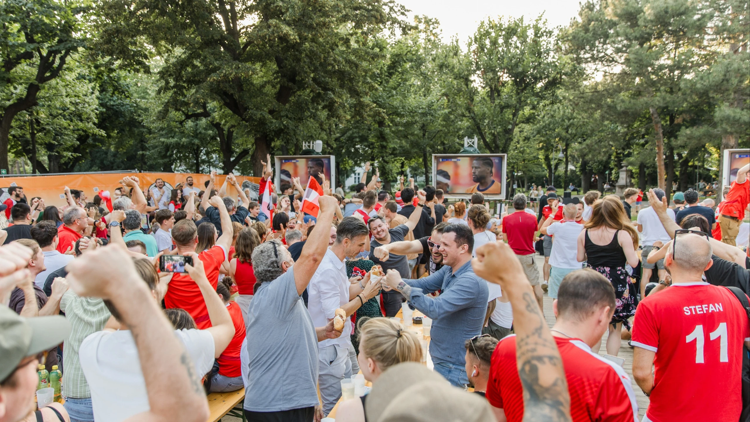 Public Viewing im Salettl