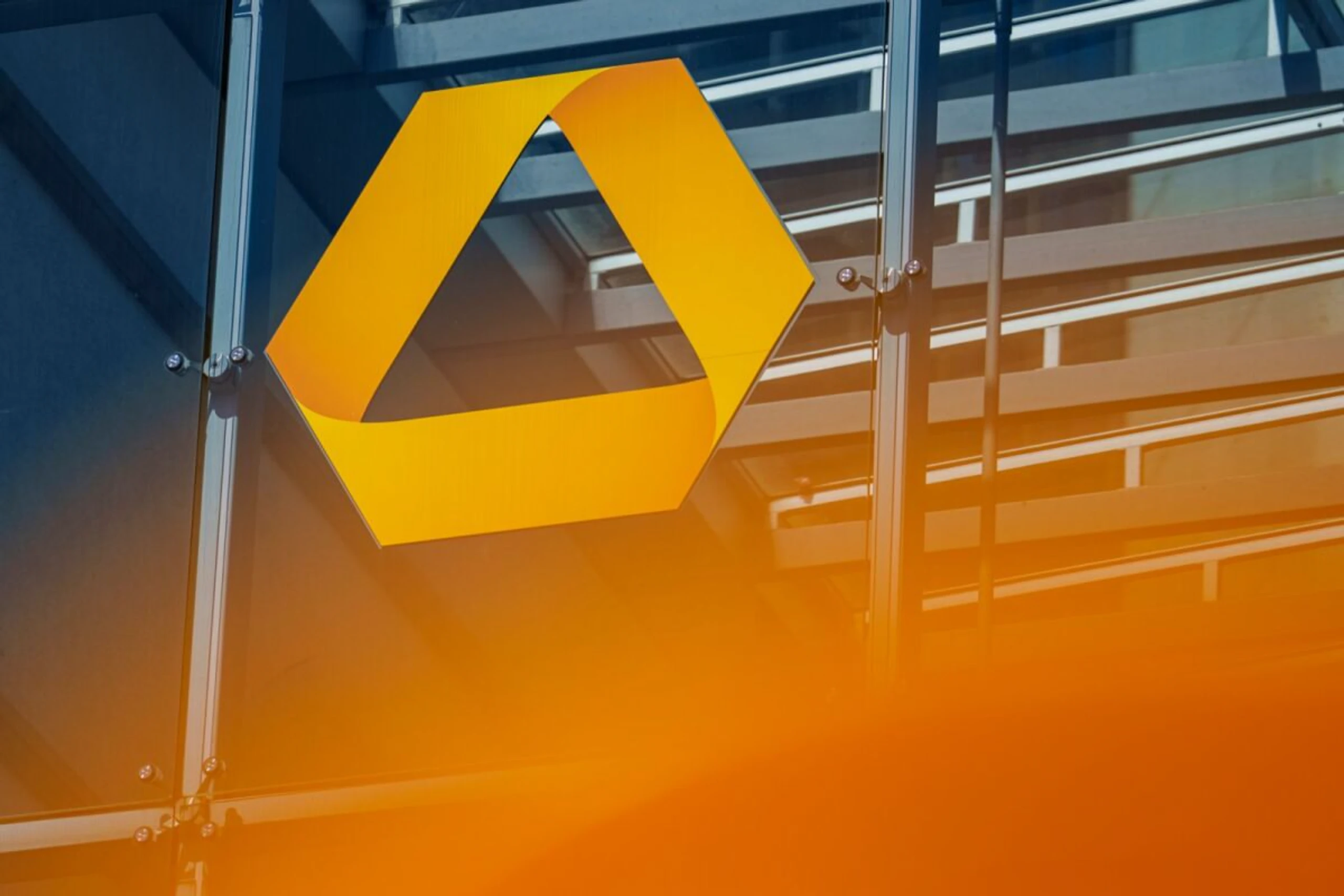 ++ ARCHIVBILD ++ Commerzbank wehrt sich weiter