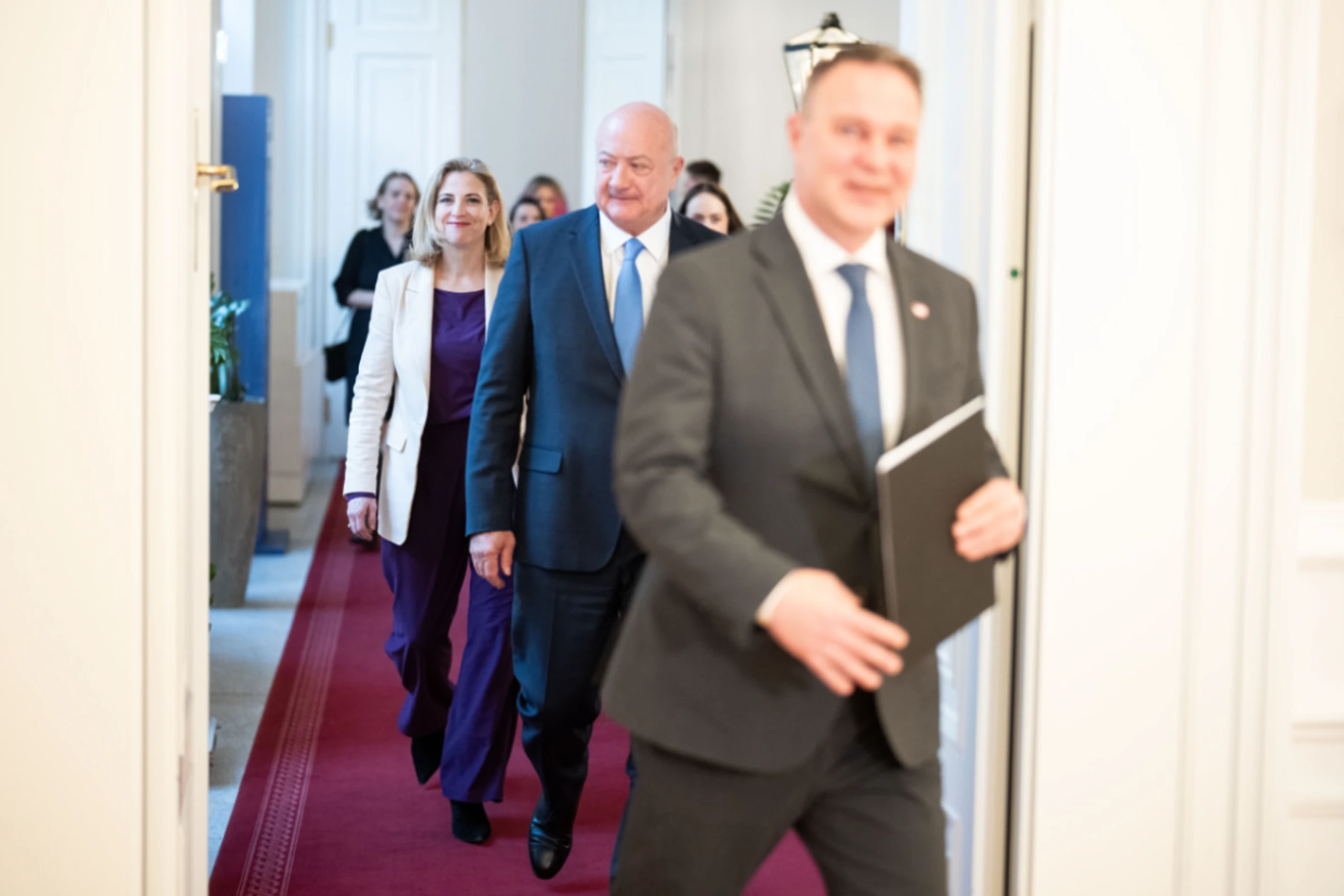 Gehaltserhöhung für Regierungsmitglieder unter der Inflation