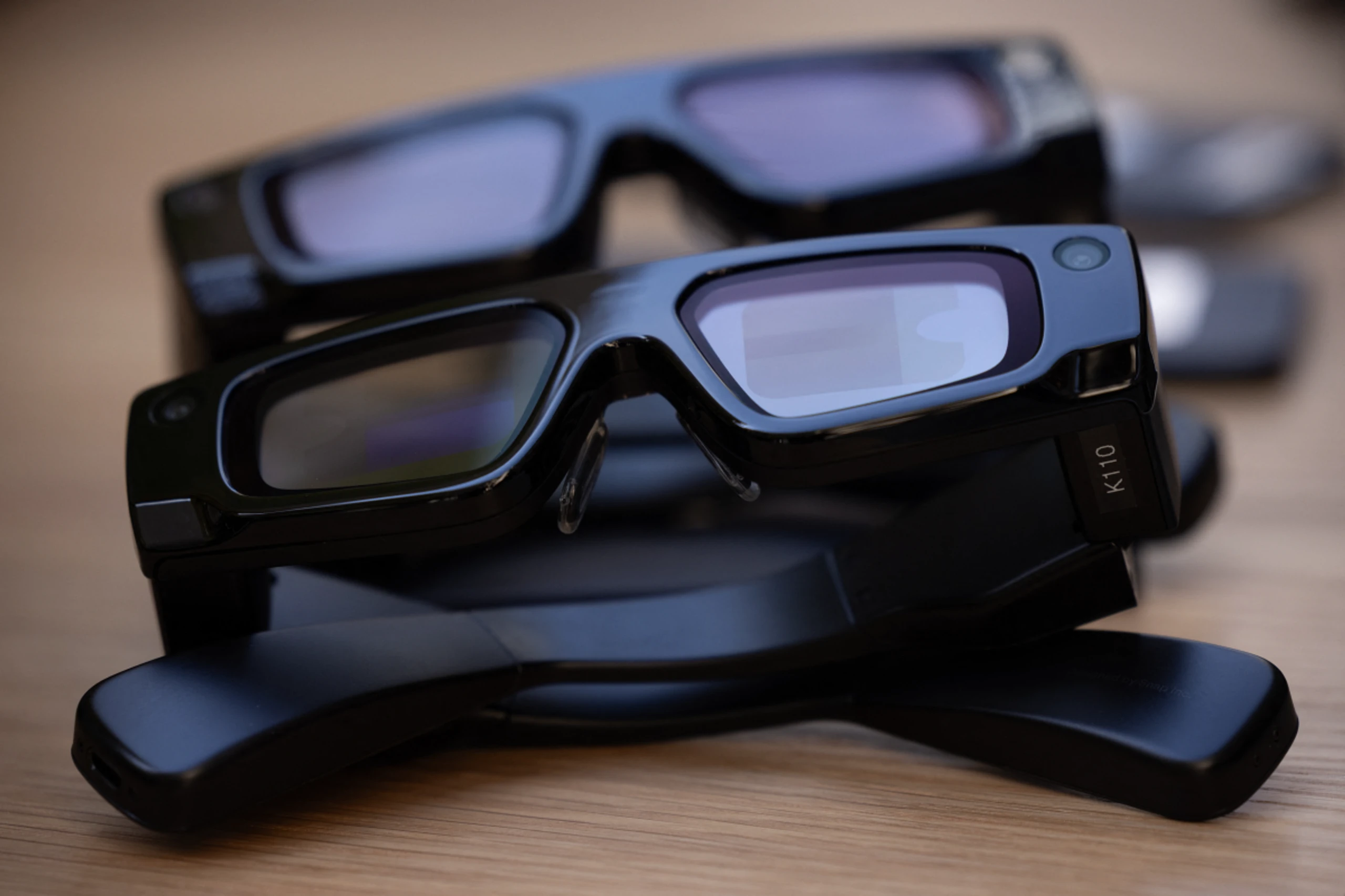 Klobige Brille mit bis zu vier Stunden Akku-Laufzeit