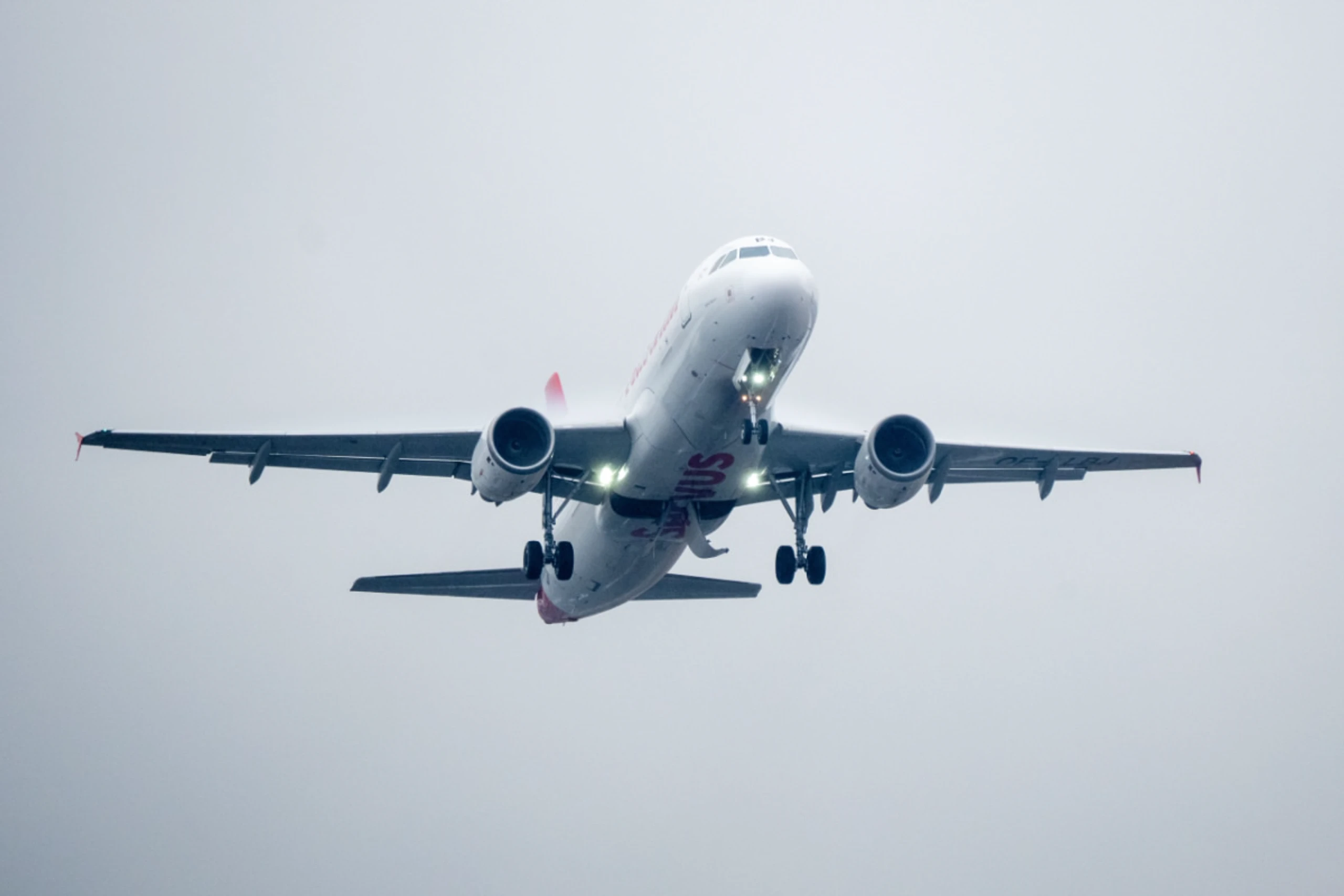 Ohne Preisanstieg bei Flugtickets läge die Inflation bei 3,5 Prozent