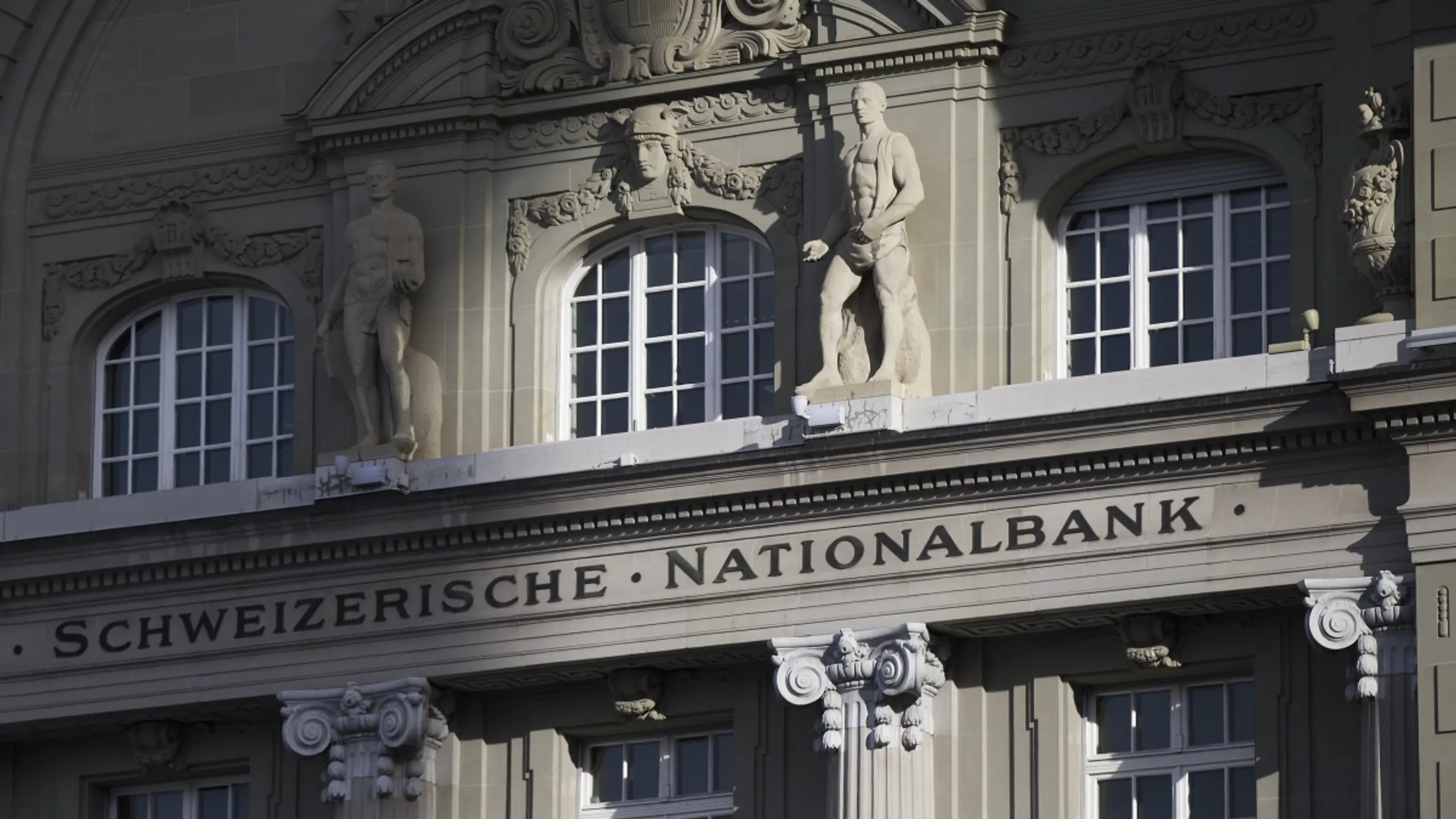 Falls nötig, will sie aber am Devisenmarkt tätig sein