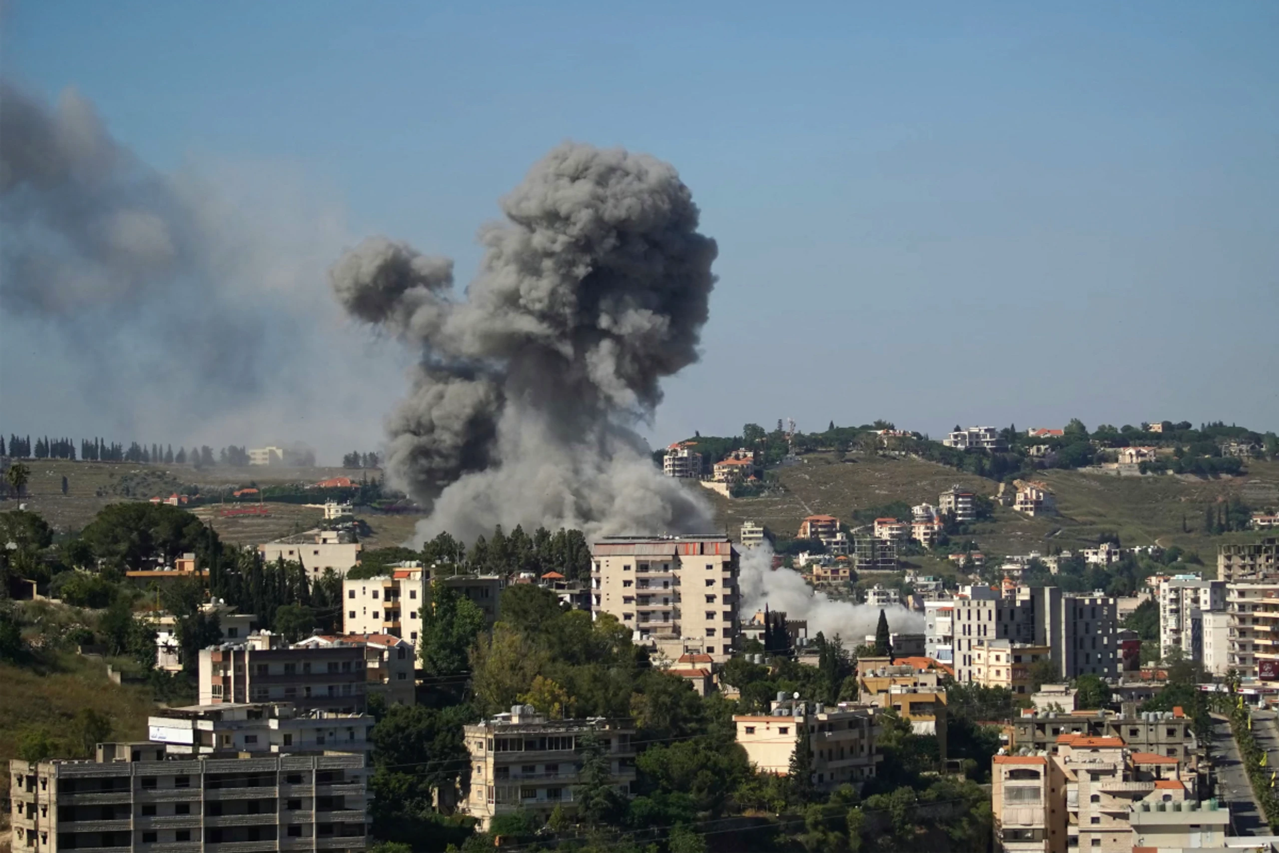 Israelische Luftangriffe auf Nabatieh