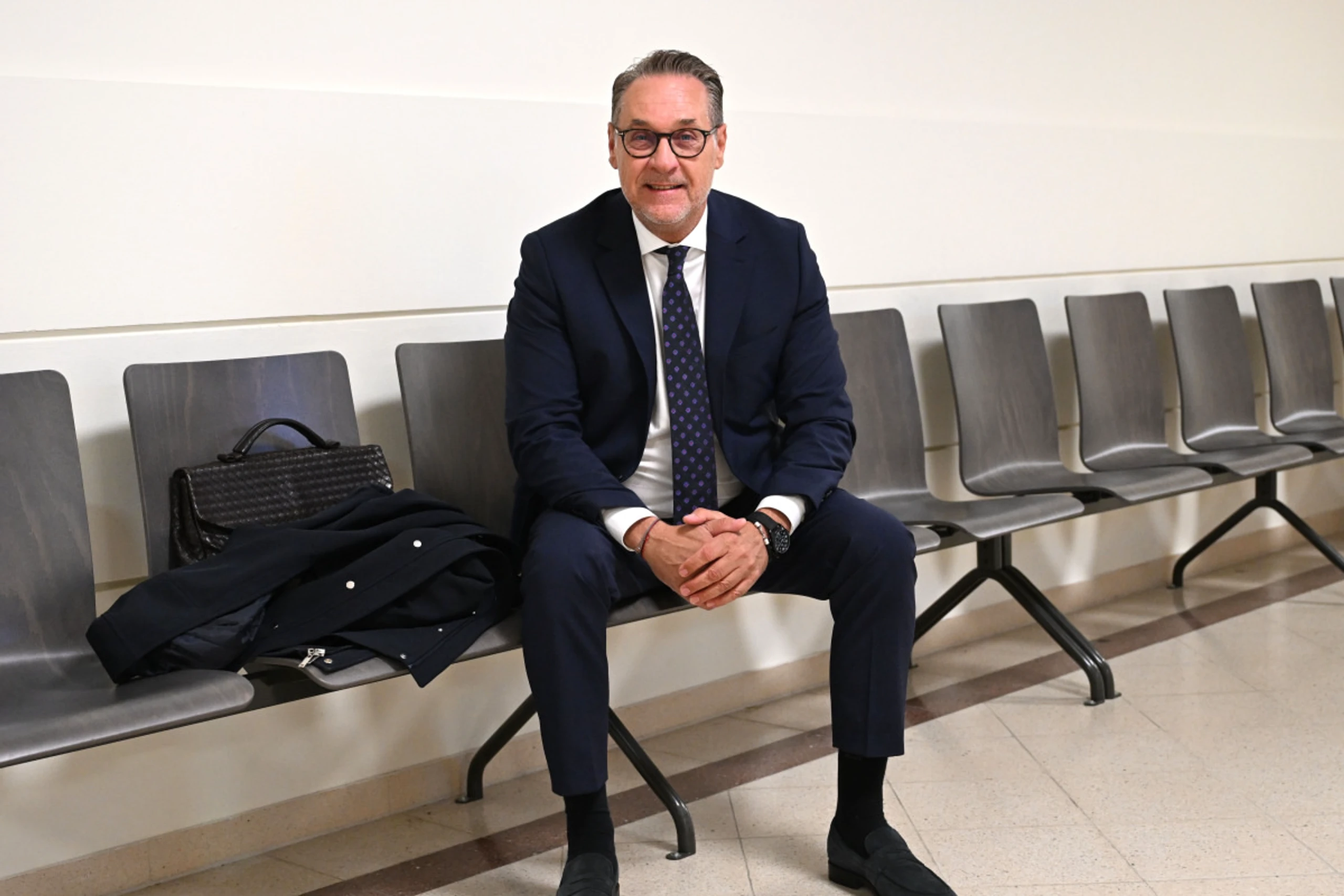 Strache nahm wieder am Wiener Landesgericht für Strafsachen Platz