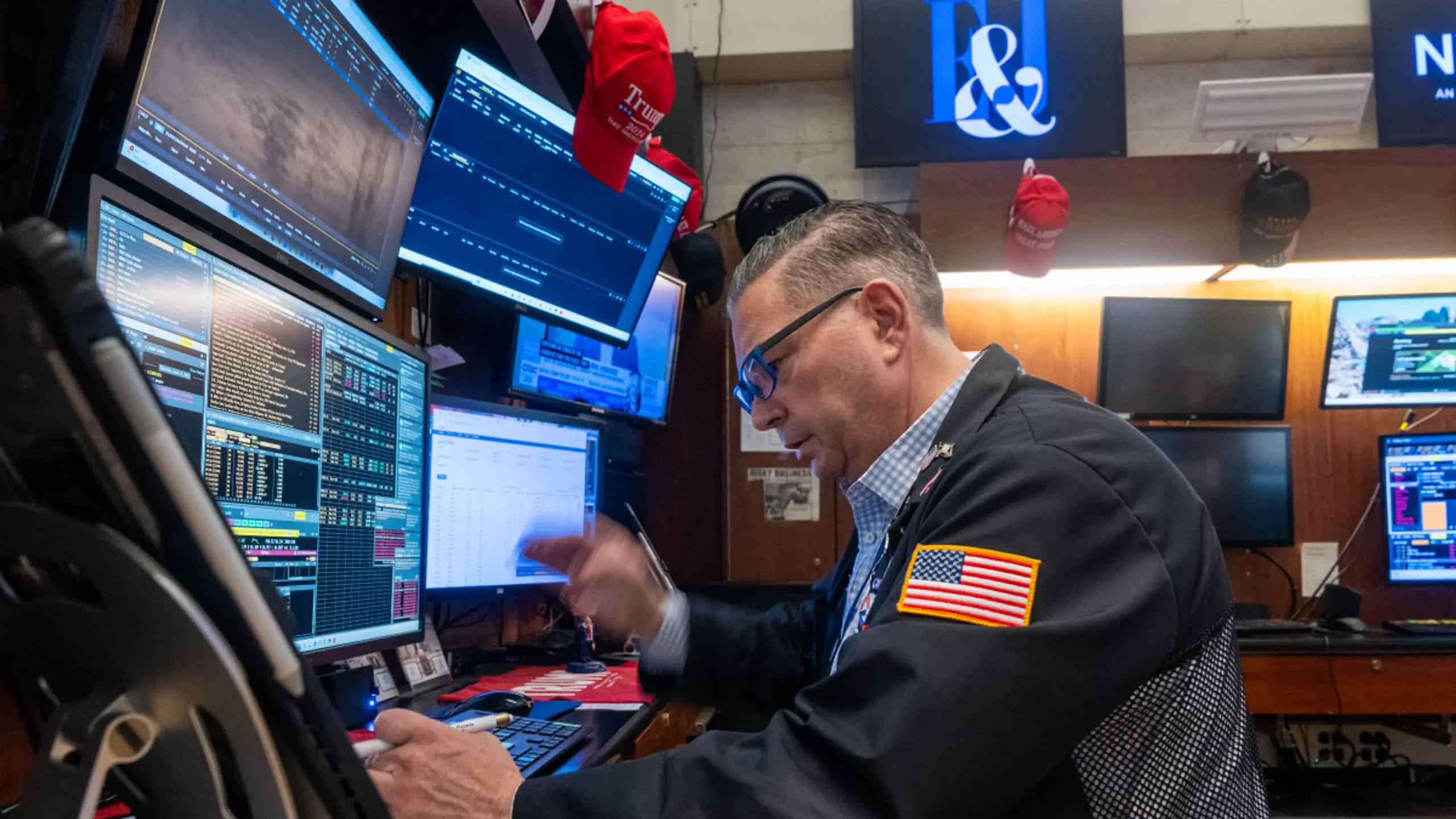 Nasdaq tiefrot nach Verkaufswelle in Asien