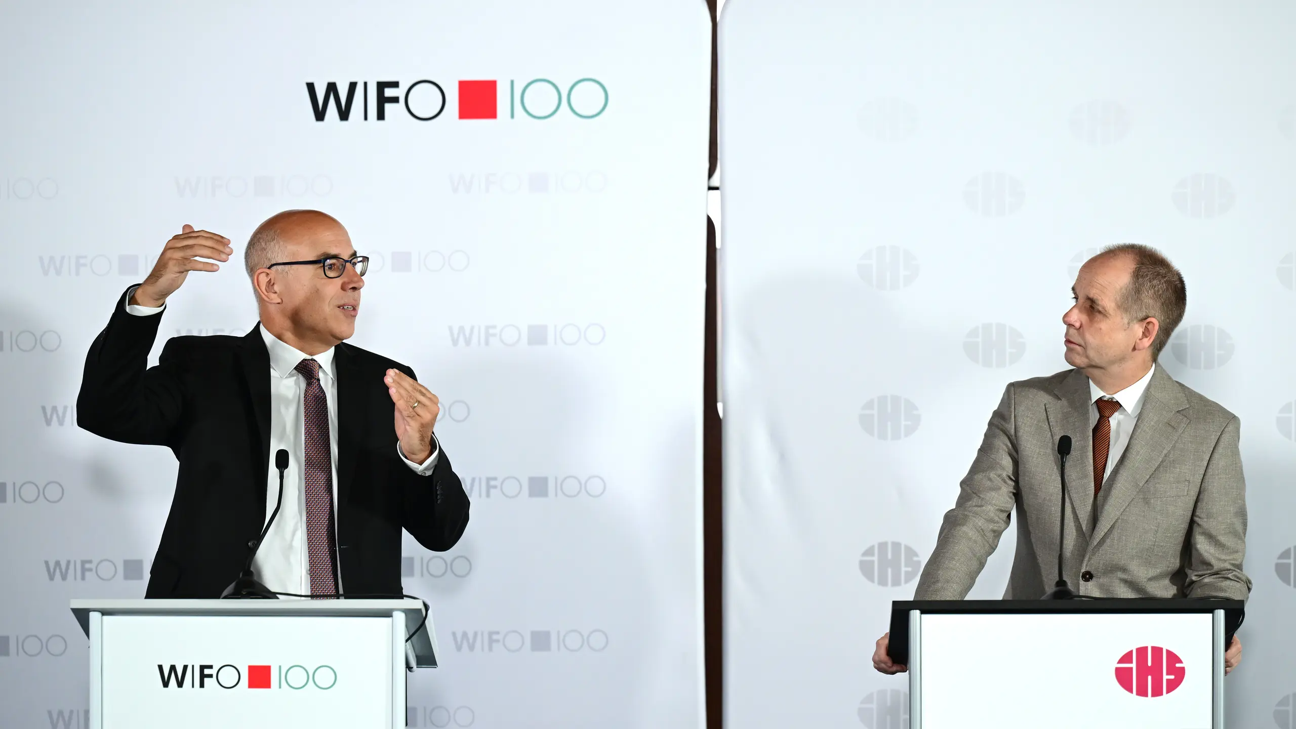 © APA/Roland Schlager Wifo-Chef Gabriel Felbermayr und IHS-Chef Holger Bonin