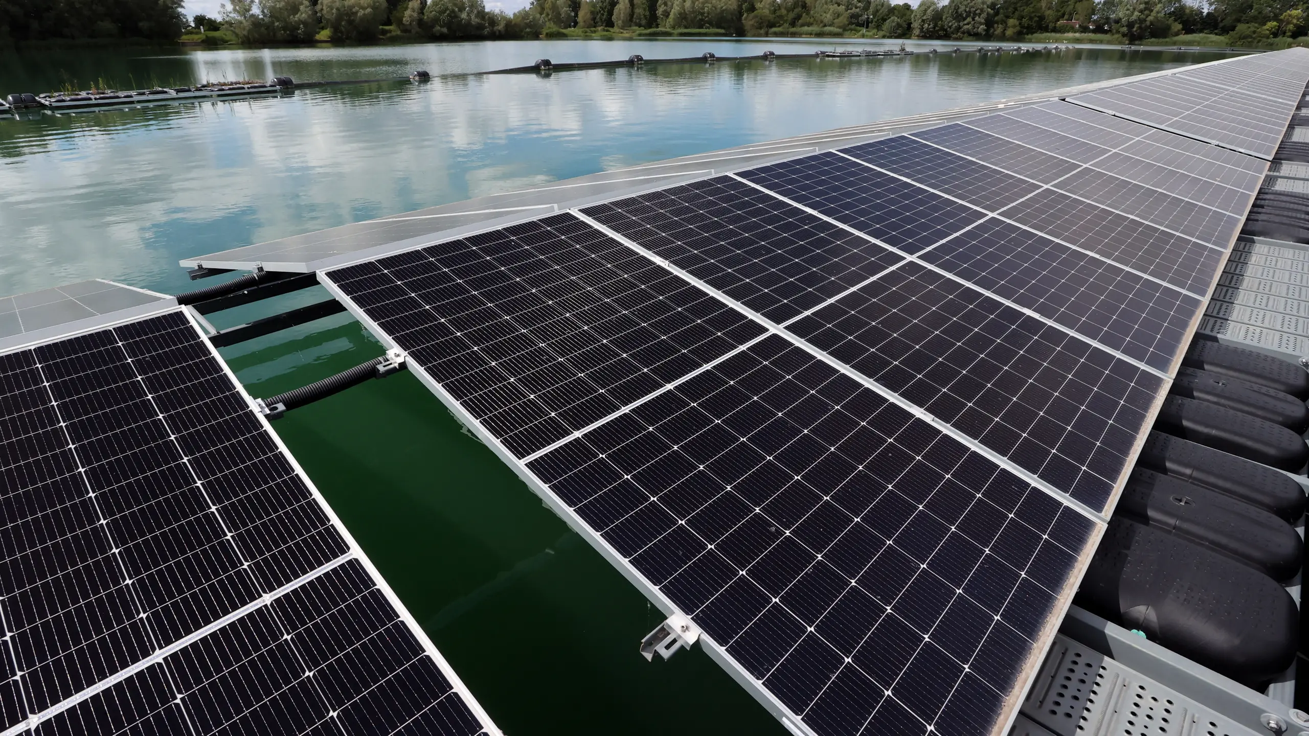 © APA / AFP / François WALSCHAERTS Ein Solarenergie-Projekt von Baywa r.e. in den Niederlanden.