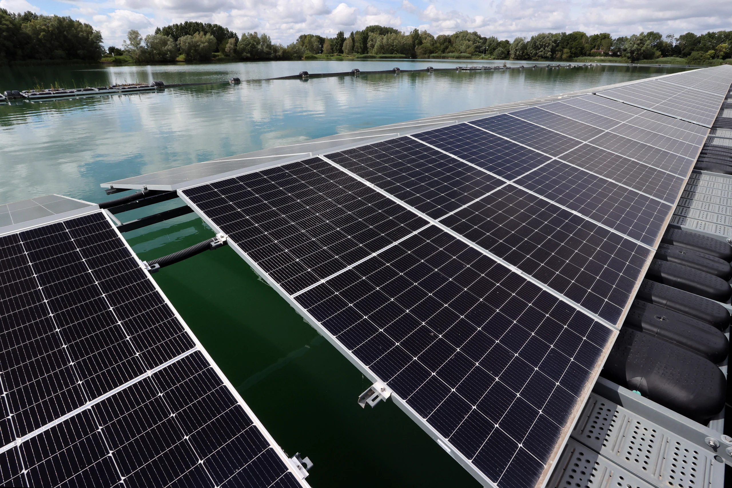 Ein Solarenergie-Projekt von Baywa r.e. in den Niederlanden.