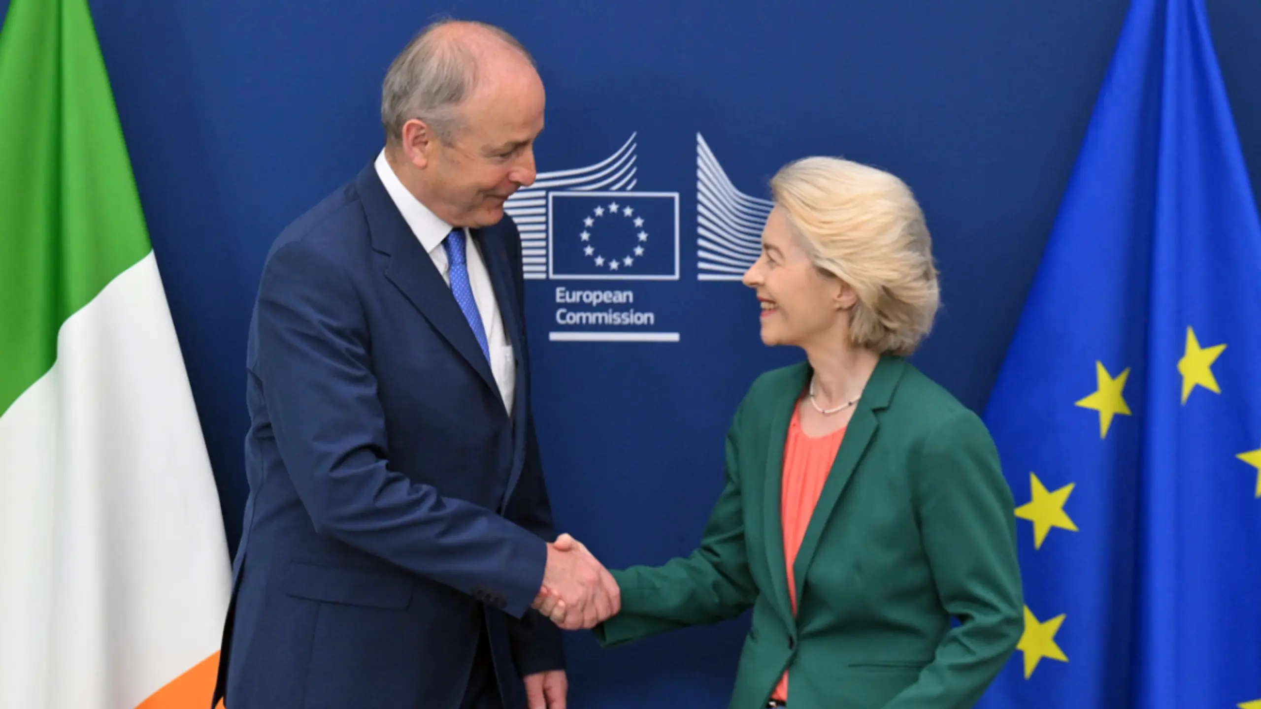 © APA/APA/AFP/NICOLAS TUCAT Der irische Regierungschef Martin und EU-Kommissioschefin vo der Leyen