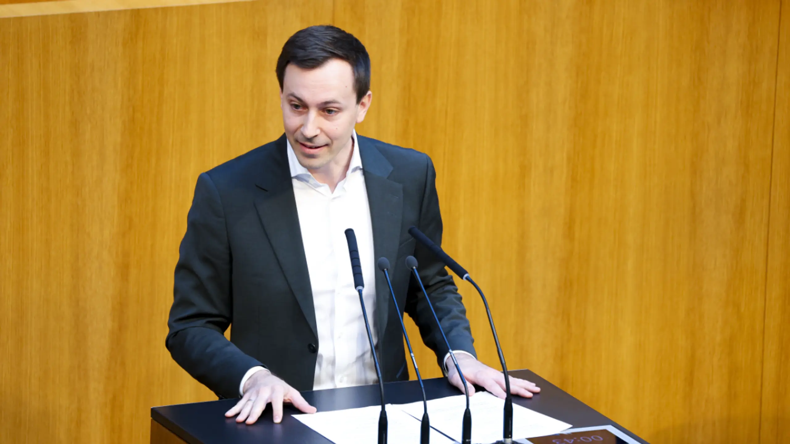 © APA/APA/TOBIAS STEINMAURER/TOBIAS STEINMAURER Nico Marchetti muss seinen Hut nehmen