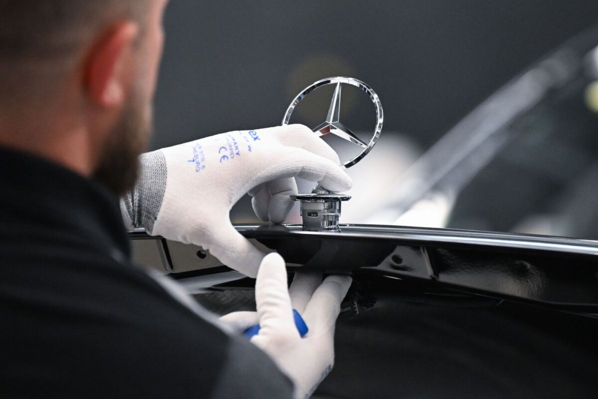 ++ ARCHIVBILD ++ Mercedes-Benz kämpft mit Absatzzahlen in China