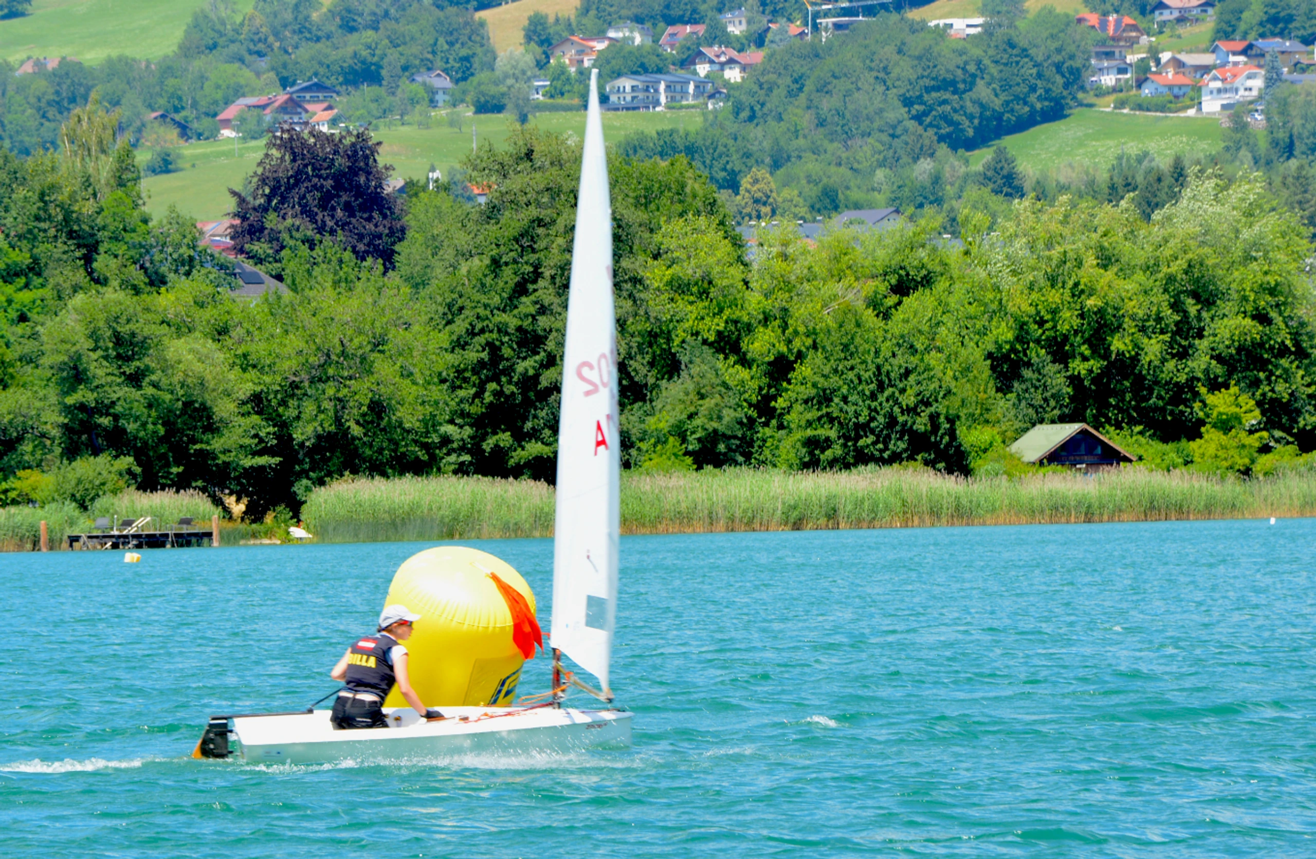© SCS Mondsee Blurred image background
