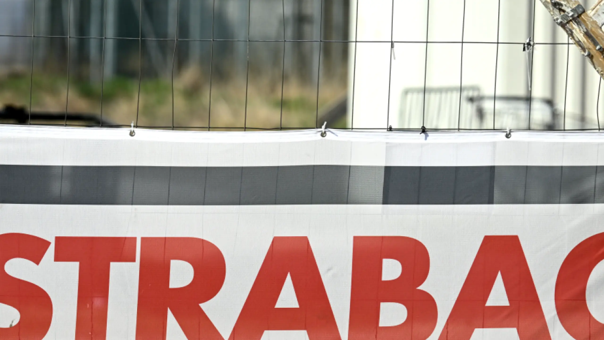 © APA/HARALD SCHNEIDER Bisher 4 Klagen des russischen Strabag-Aktionärs gegen Mitaktionäre