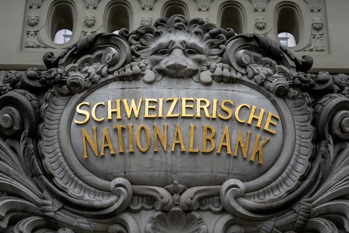 Bereitschaft hoch, bei Bedarf am Devisenmarkt zu intervenieren