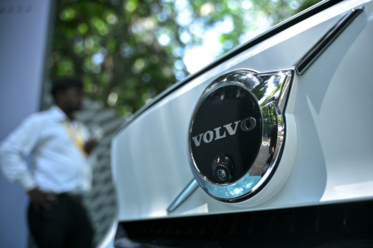 Nutzfahrzeughersteller Volvo AB übertraf unterdessen die Erwartungen