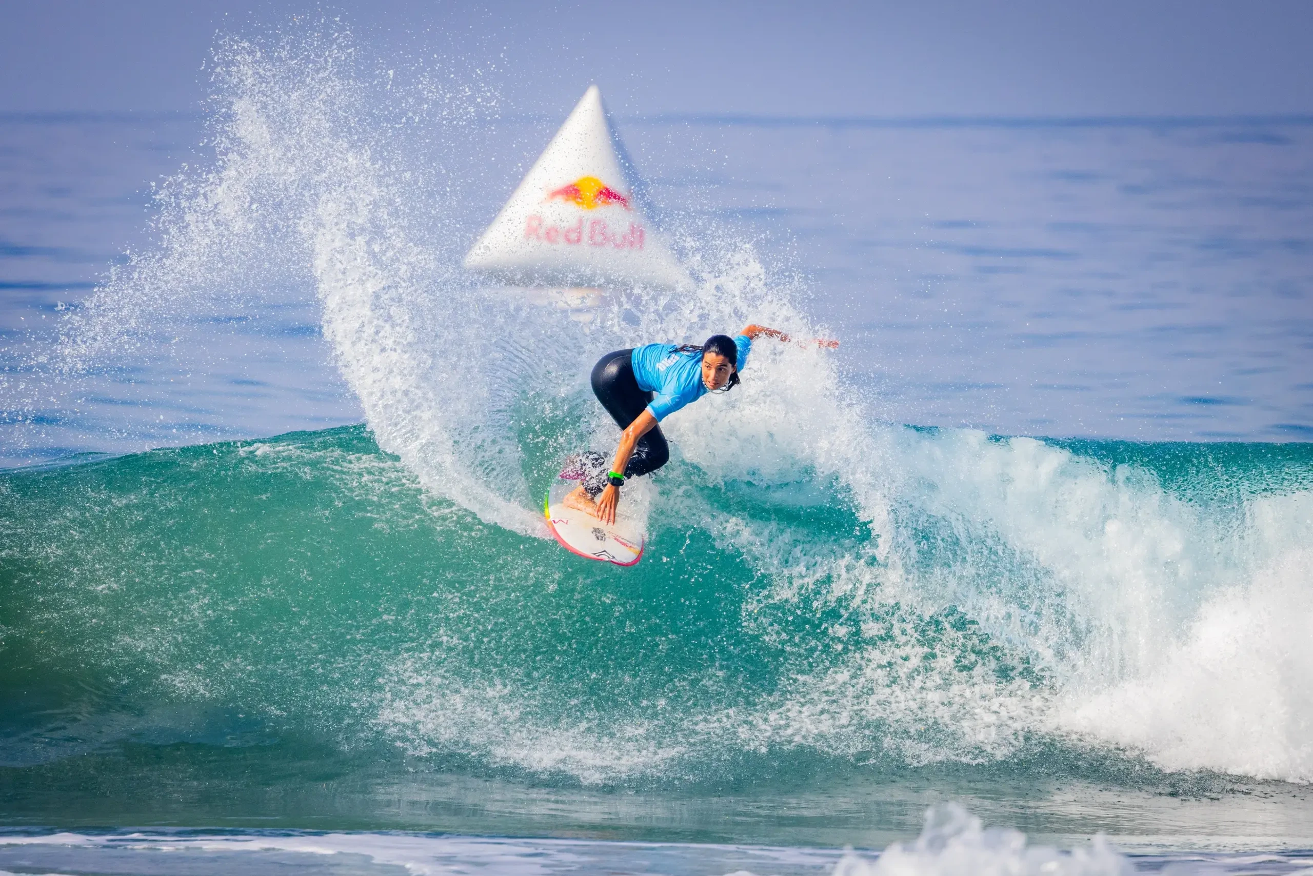 © WSL/Pierre Tostee Blurred image background