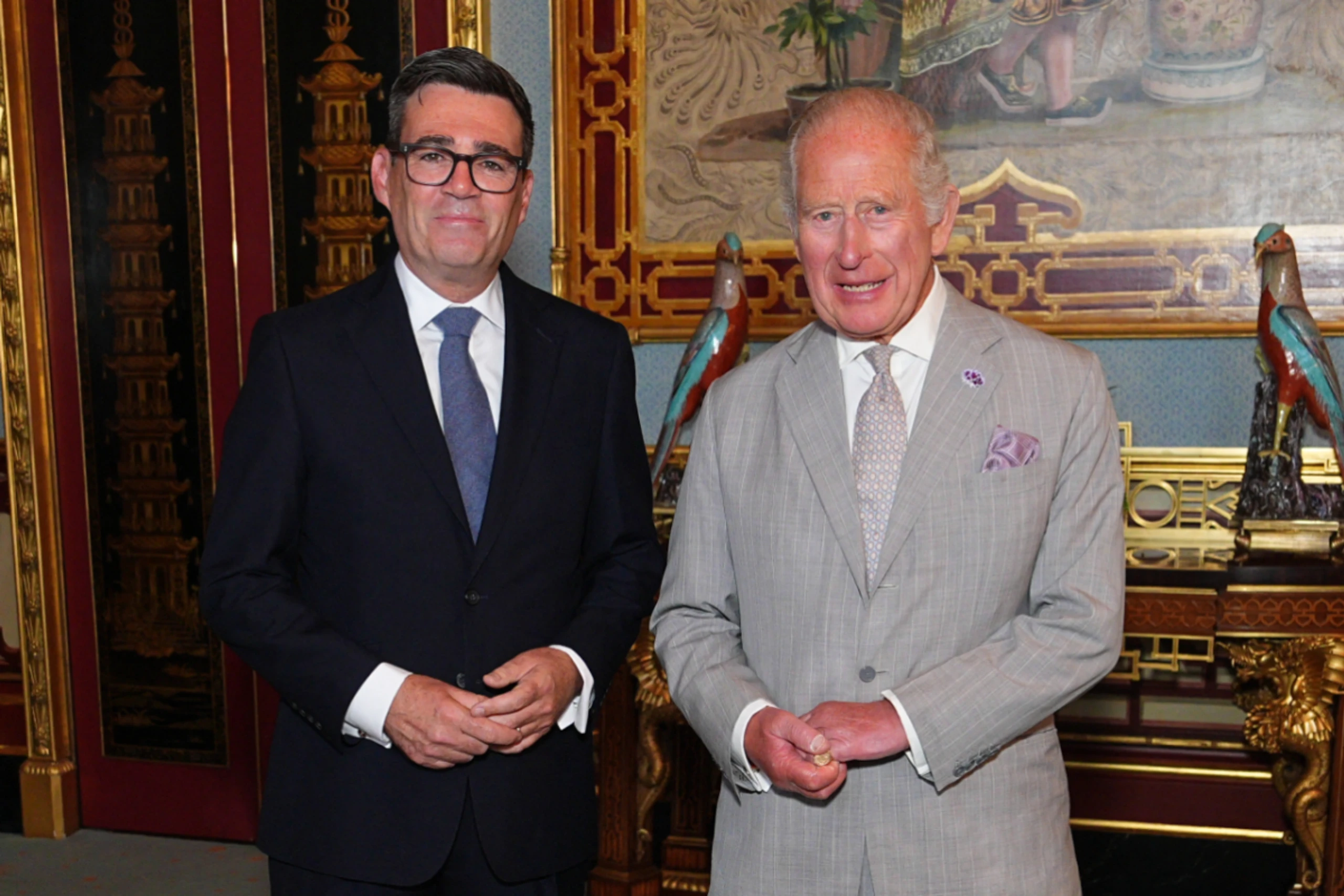 Burnham - Britischer Premier wird man formell durch Auftrag des Königs