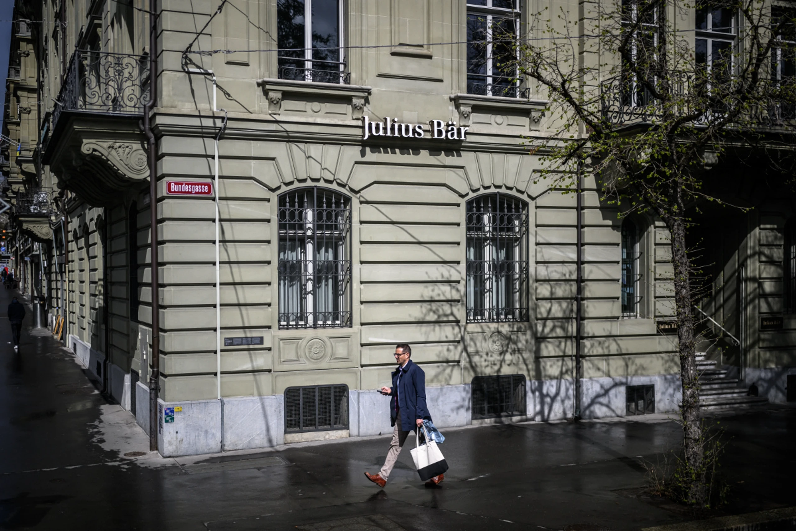Abbau von riskanten Kunden geht nach Signa-Affäre weiter