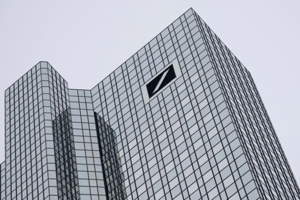 Ermittler durchsuchen Zentrale der Deutschen Bank in Frankfurt