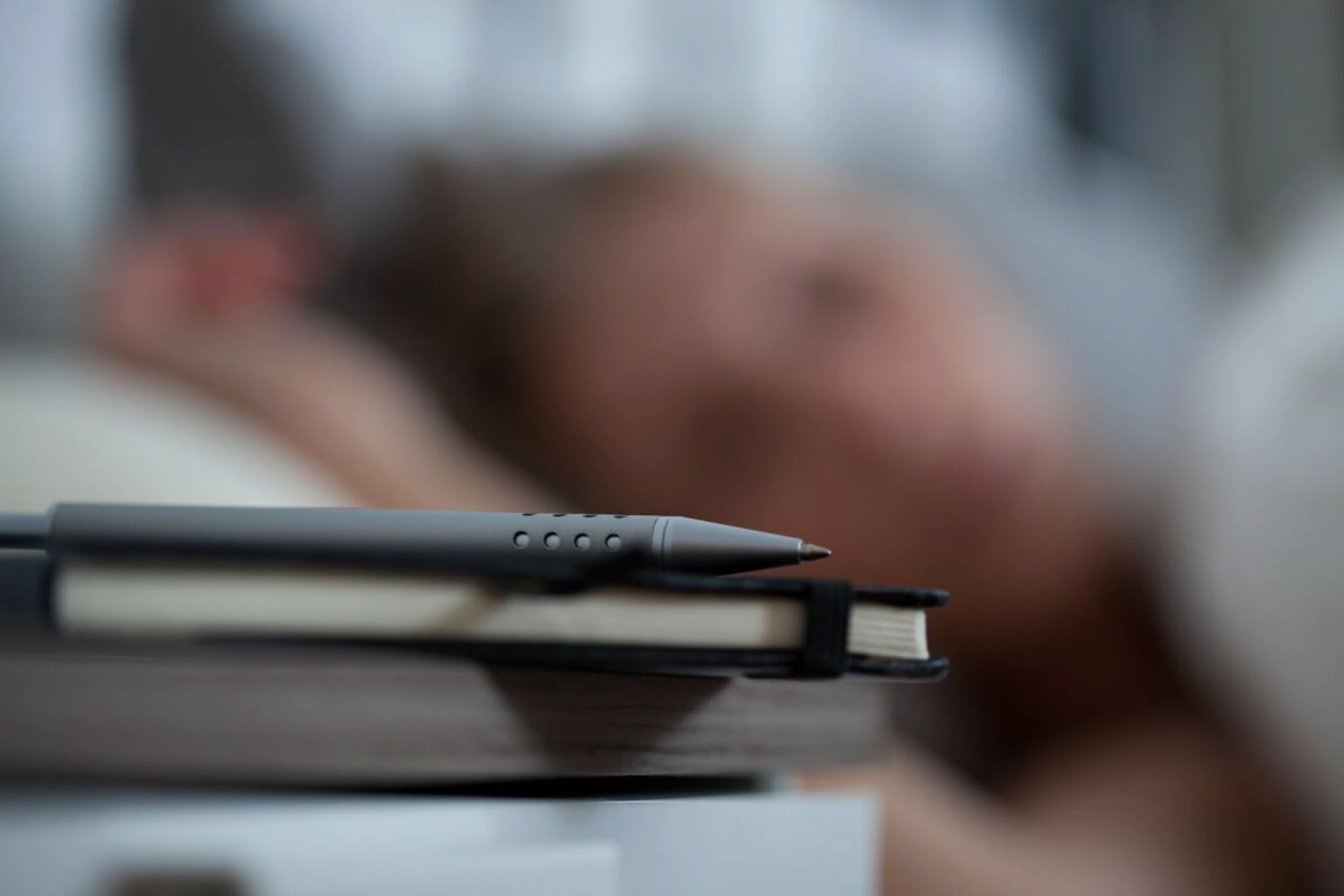 Man kann Alpträumen nachträglich ein weniger bedrohliches Ende geben