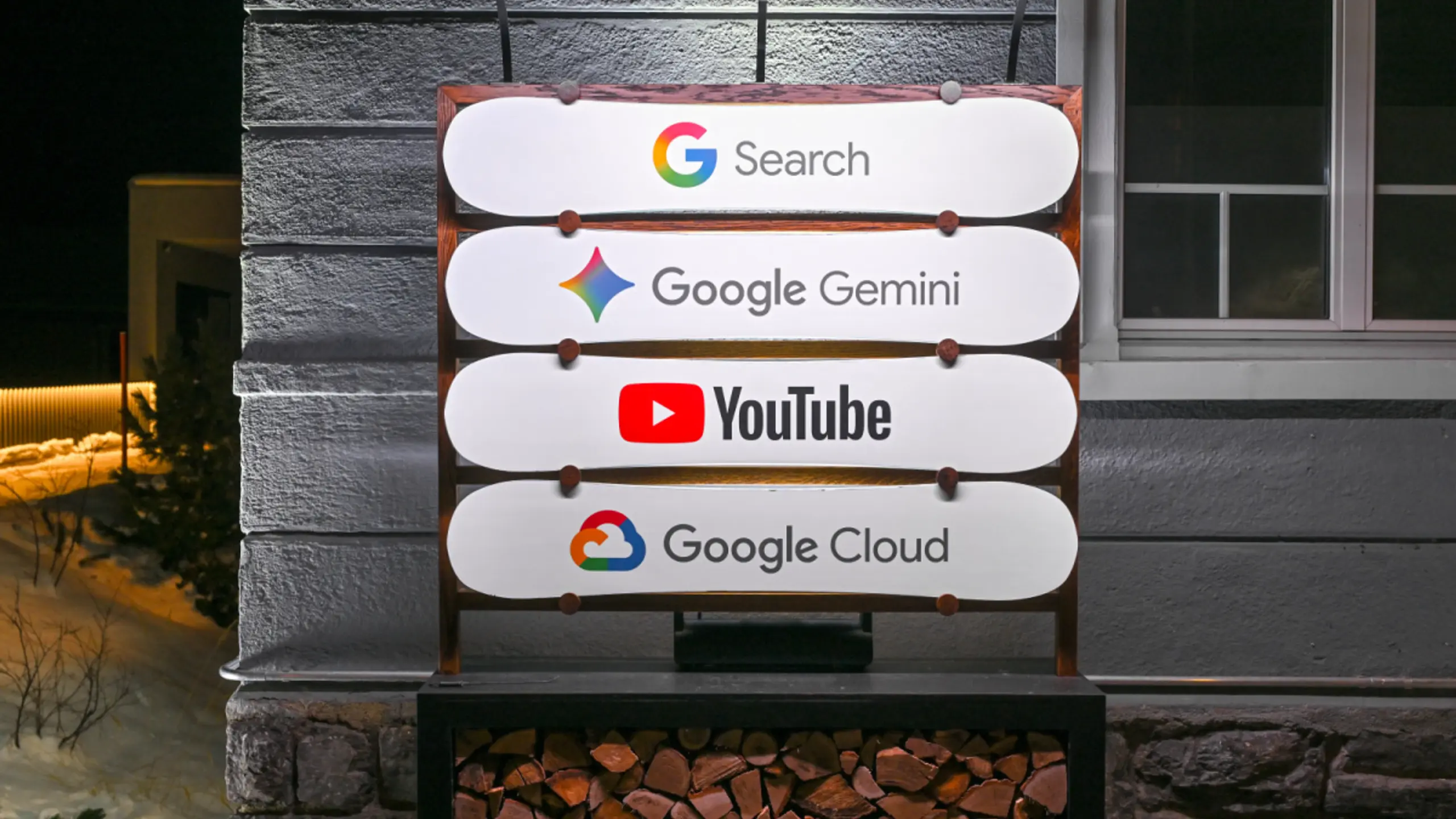 © APA/APA/AFP/FABRICE COFFRINI Google-Cloud-Umsatz wuchs um 82 Prozent auf 24,8 Mrd. Dollar