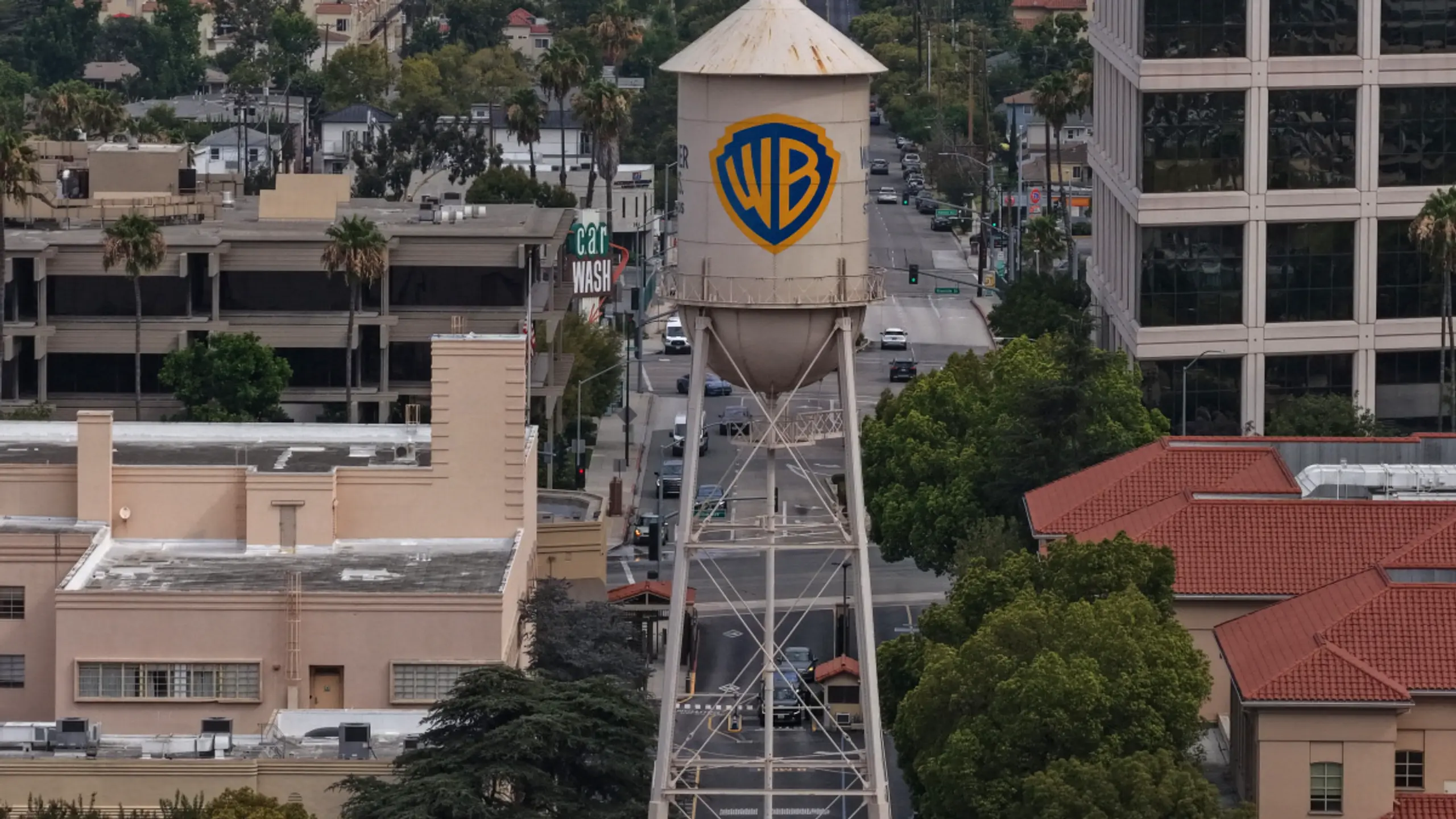 © APA/APA/GETTY IMAGES NORTH AMERICA/JUSTIN SULLIVAN Die Übernahme von Warner Brothers durch Paramount verzögert sich