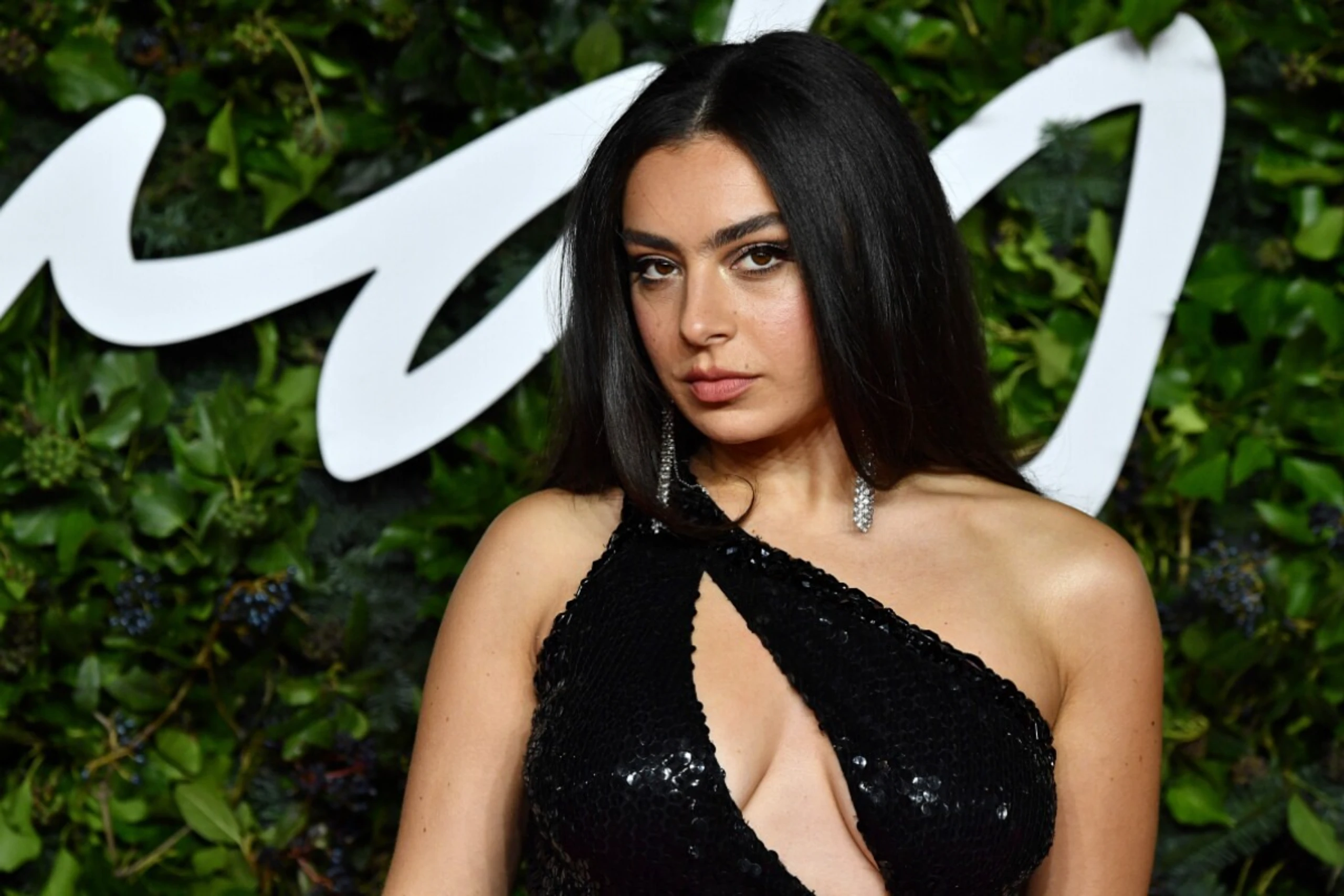 Stilwechsel bei Popstar Charlie XCX