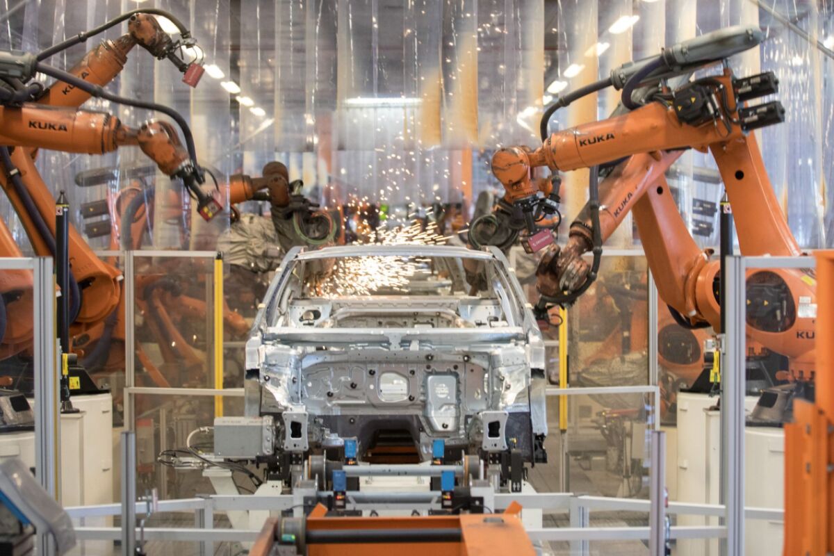 ++ ARCHIVBILD ++ Auto- und Maschinenbauer verzeichnen eine höhere Nachfrage