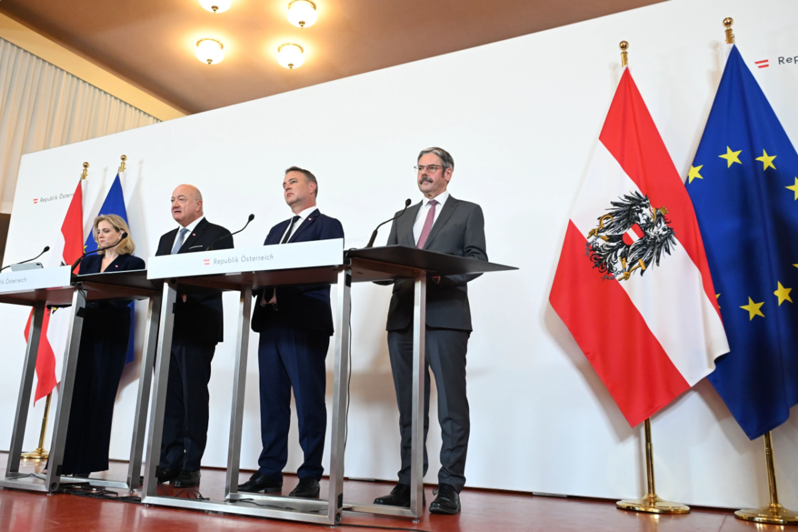 Gesetzesentwurf zu Social-Media-Verbot in Begutachtung