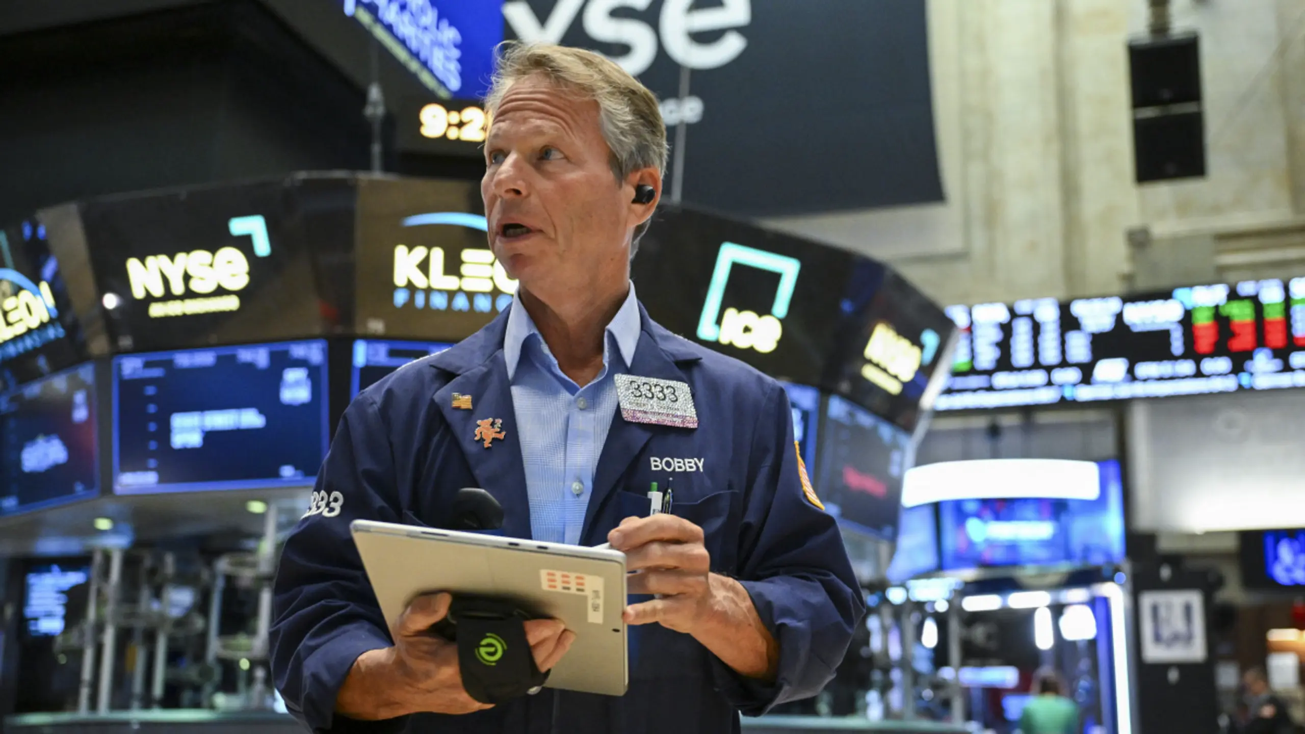 © APA/AFP/ANGELA WEISS Dow Jones gewinnt 0,51 Prozent, Nasdaq Composite verliert 0,18 Prozent
