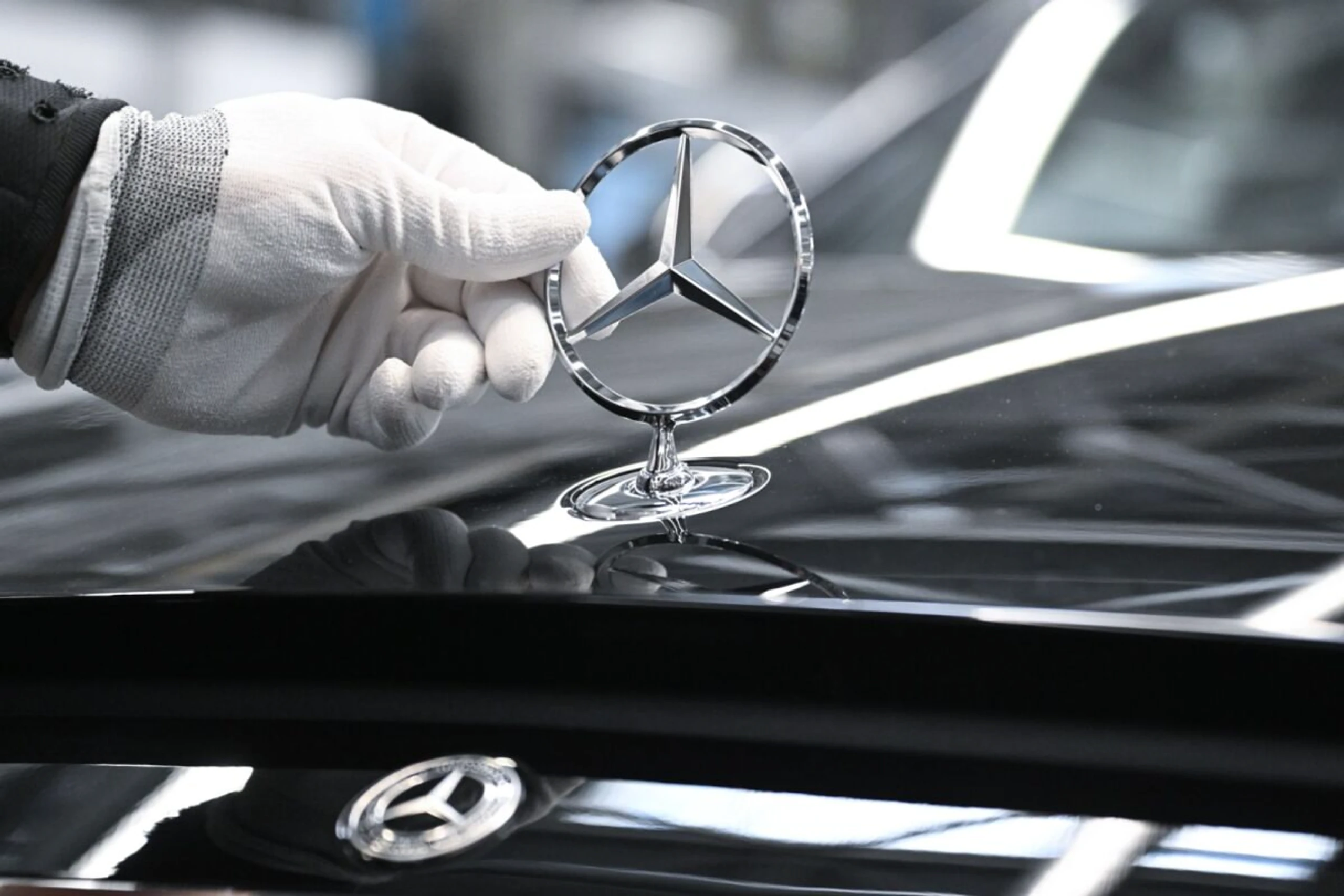 ++ ARCHIVBILD ++ Mercedes verzeichnet deutlichen Absatzrückgang in China